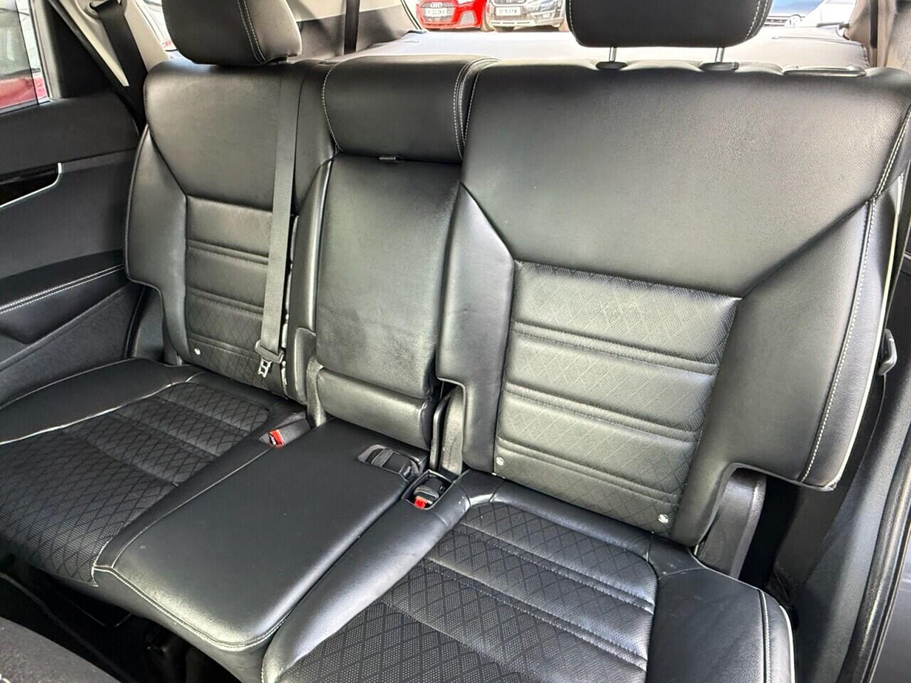 Kia Sorento view 22