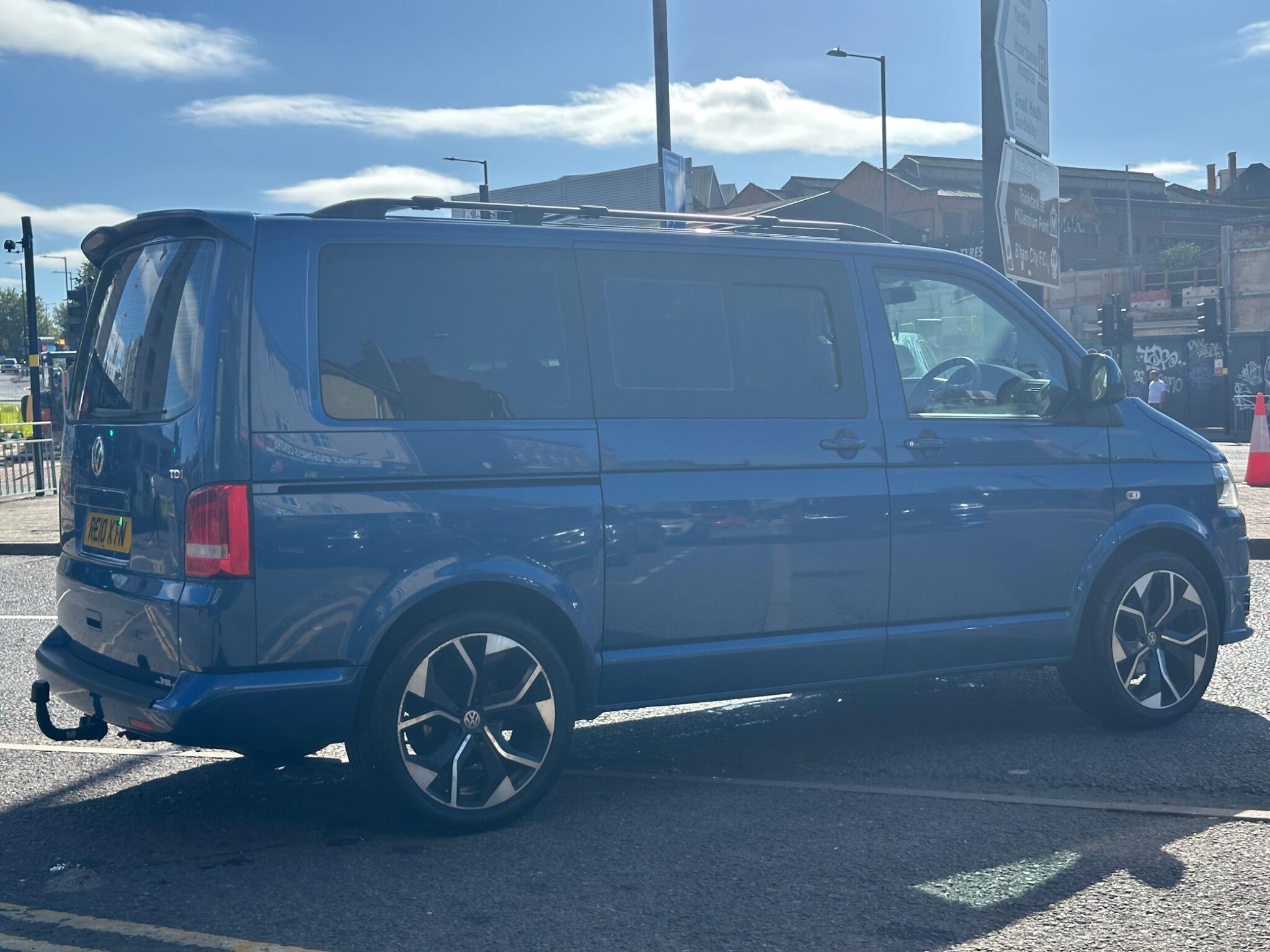 Volkswagen Transporter view 38