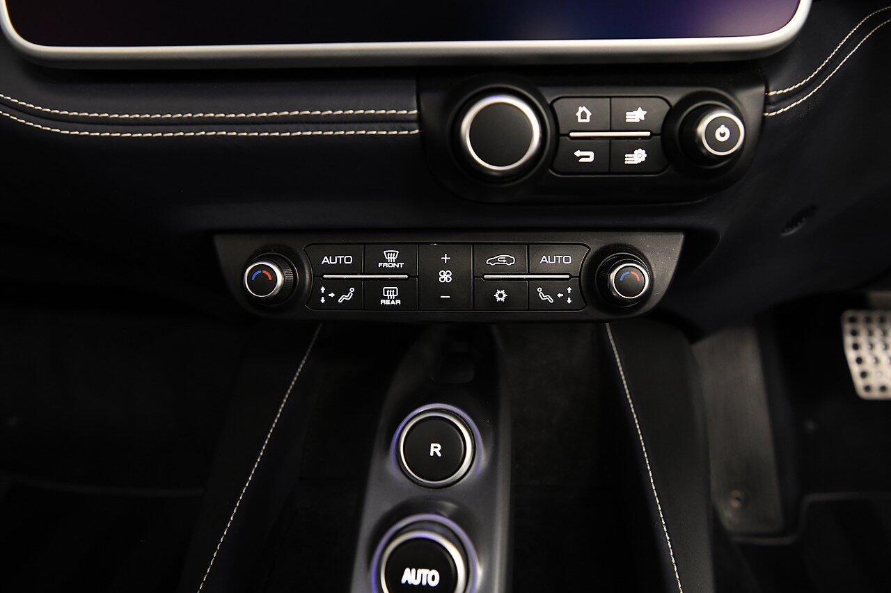 Ferrari Portofino view 18