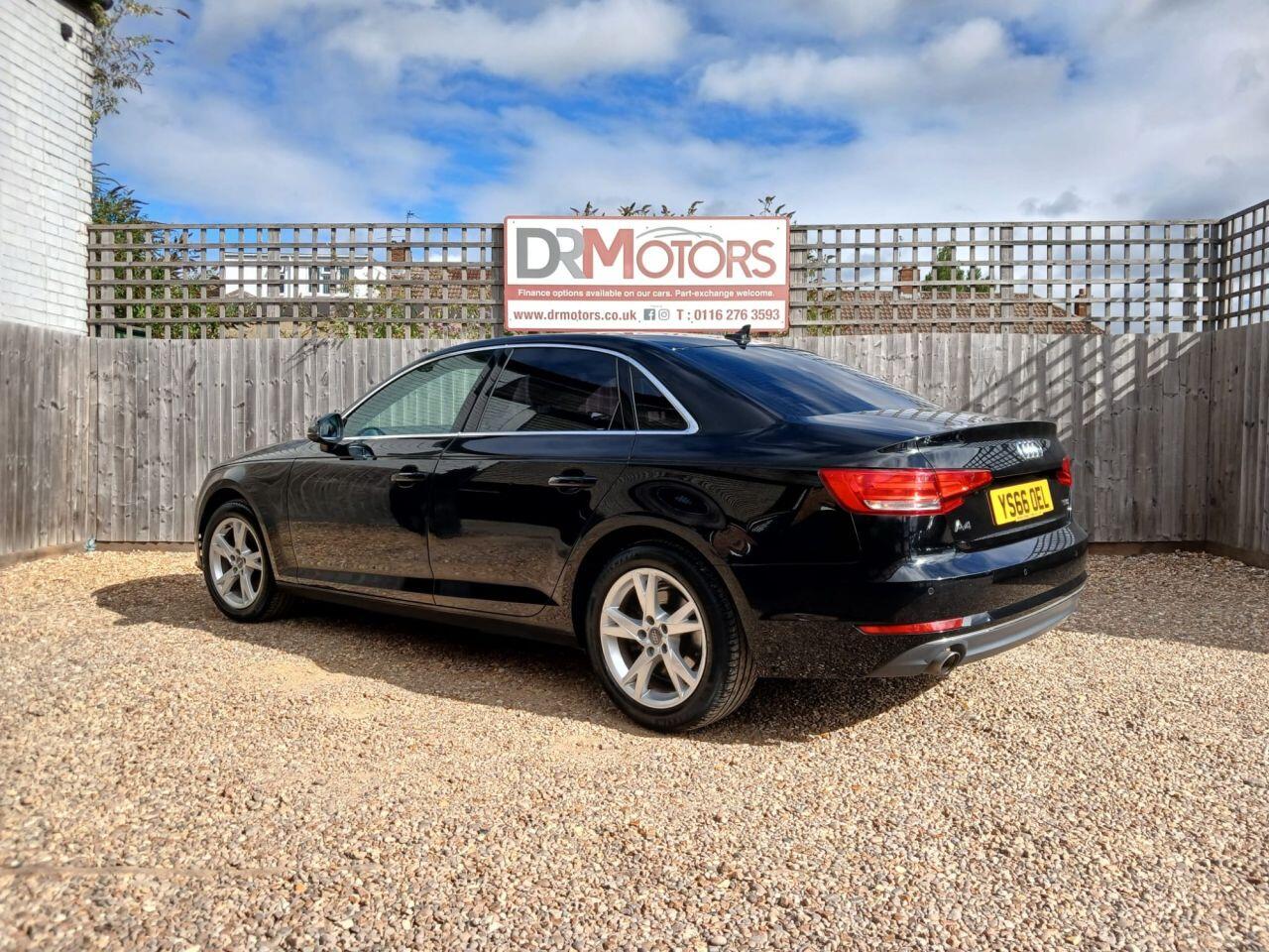 Audi A4 view 4