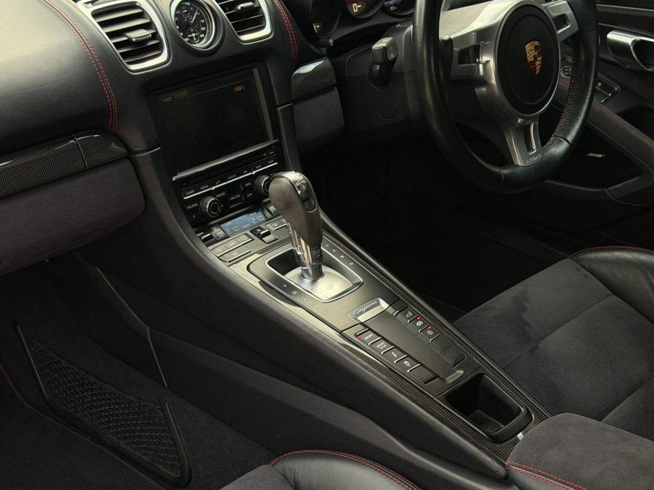 Porsche Cayman view 48