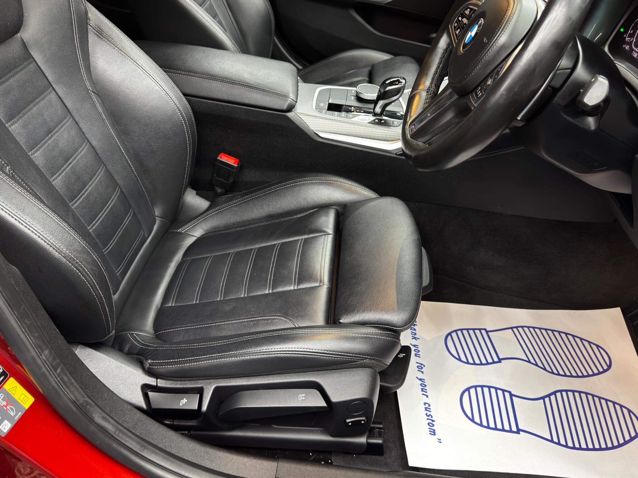 BMW 3 Series view 13