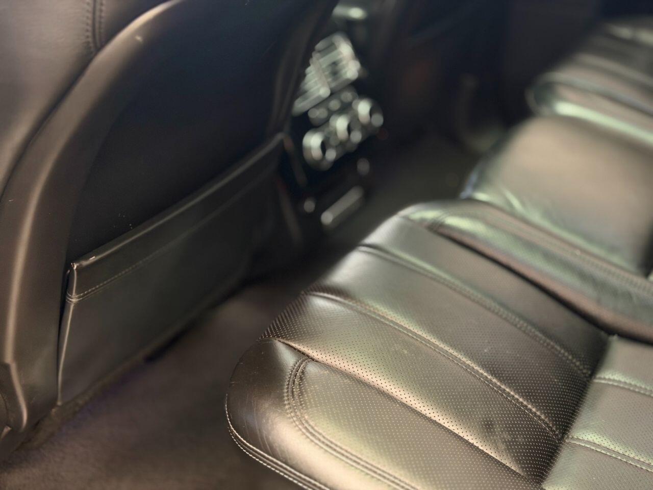 Land Rover Range Rover view 61