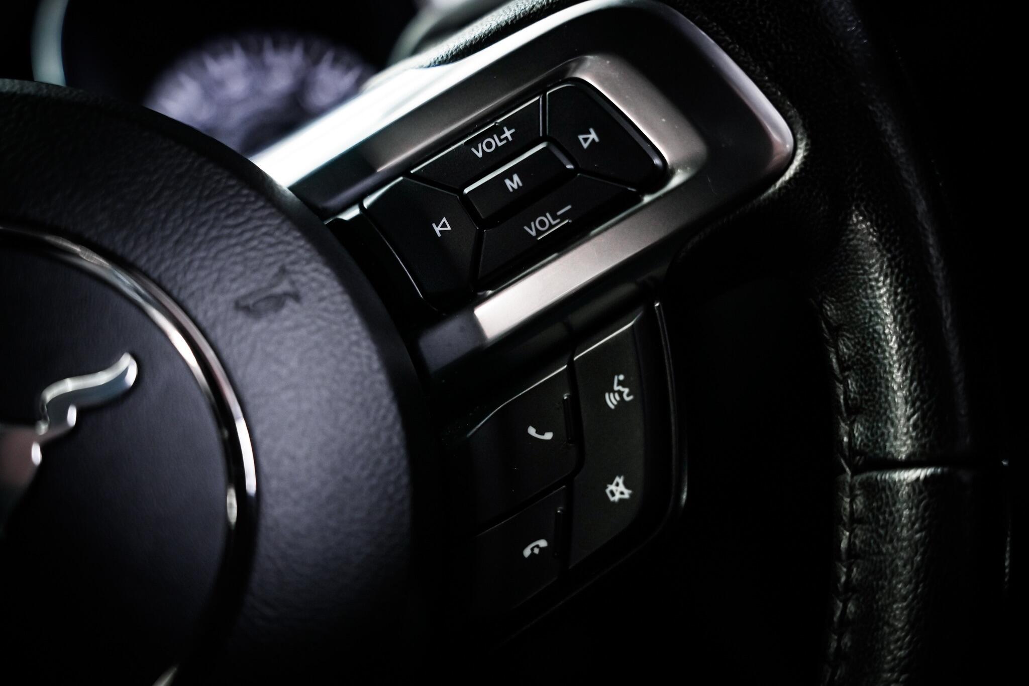 Ford Mustang view 49