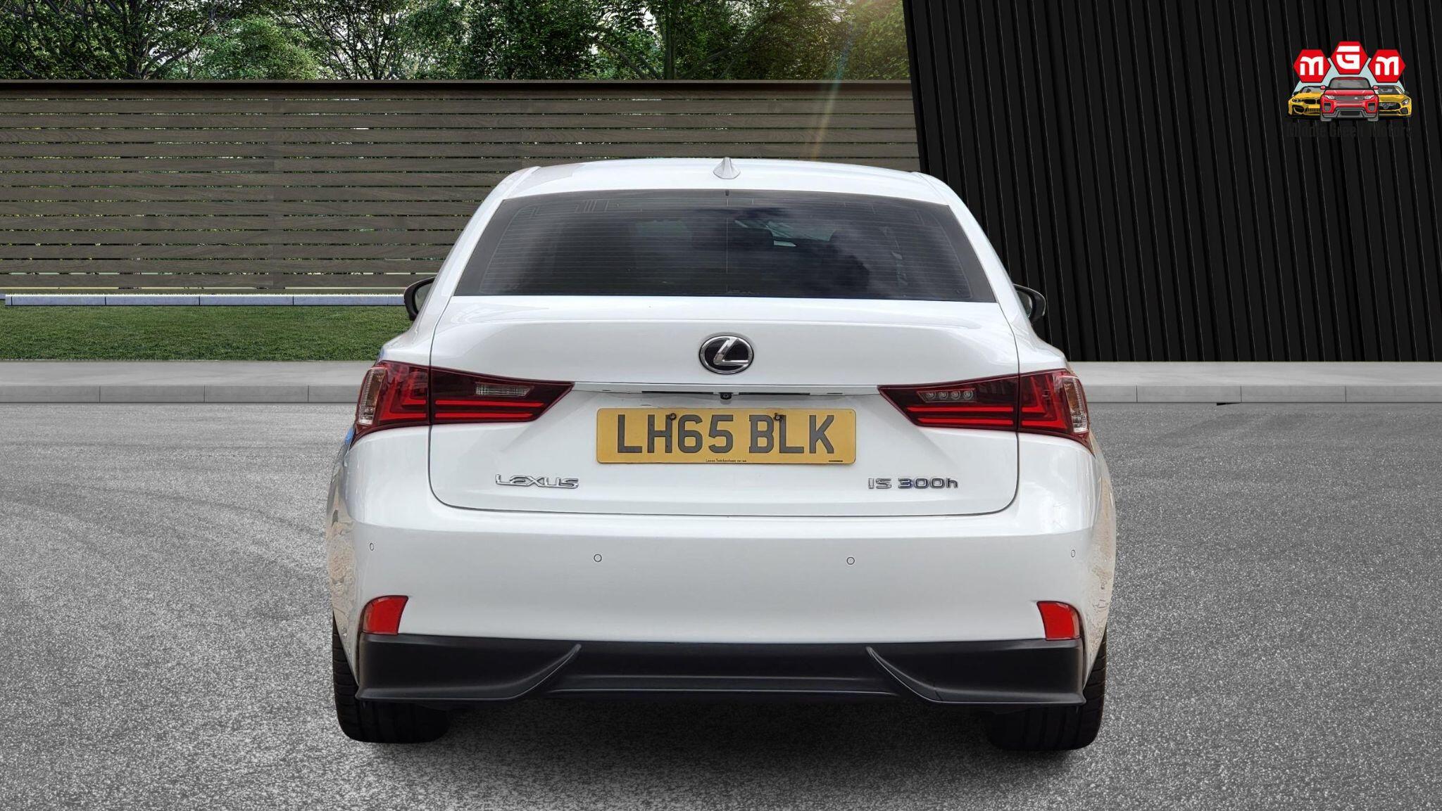 Lexus Is view 7