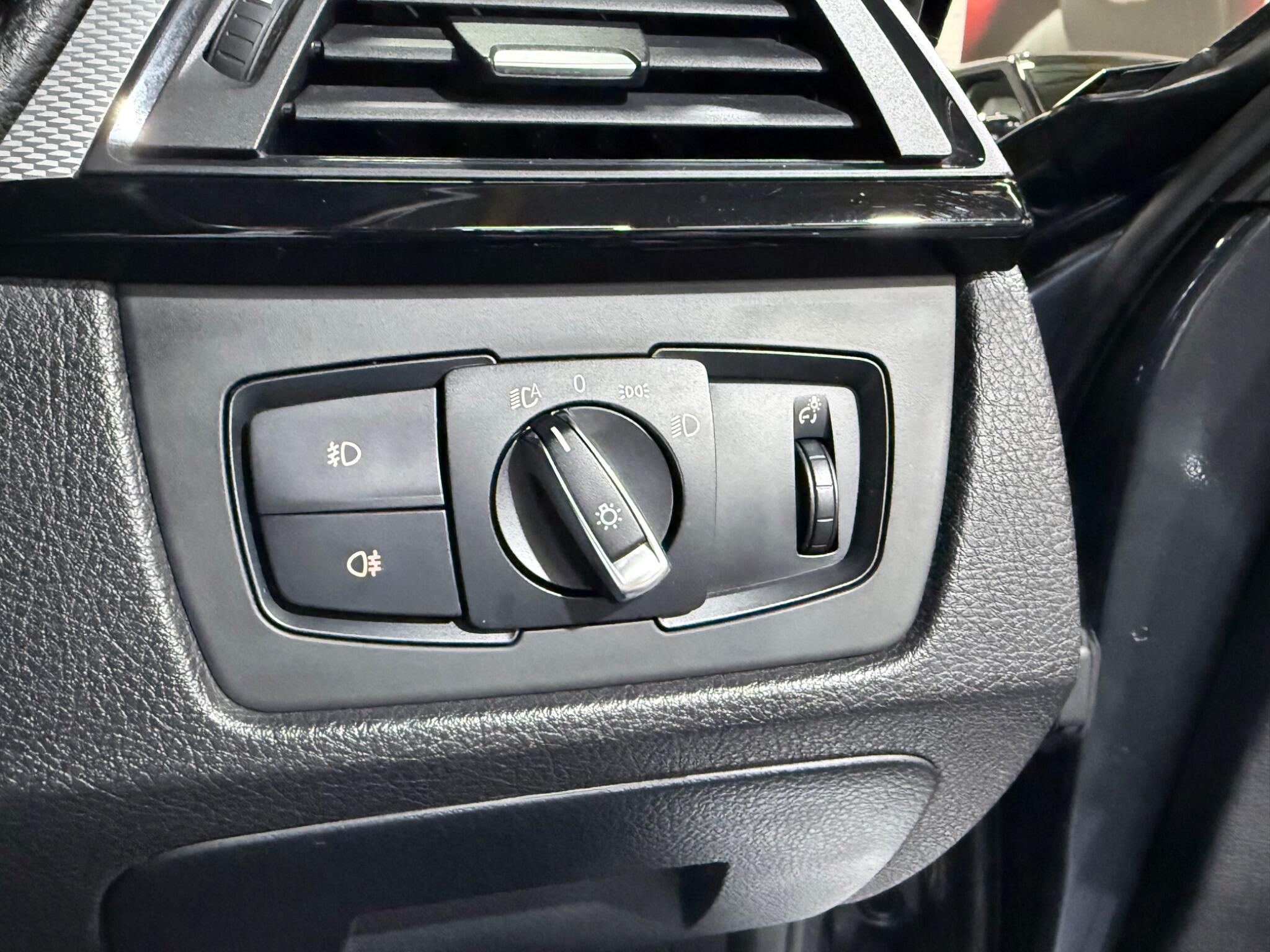 BMW 3 Series view 38