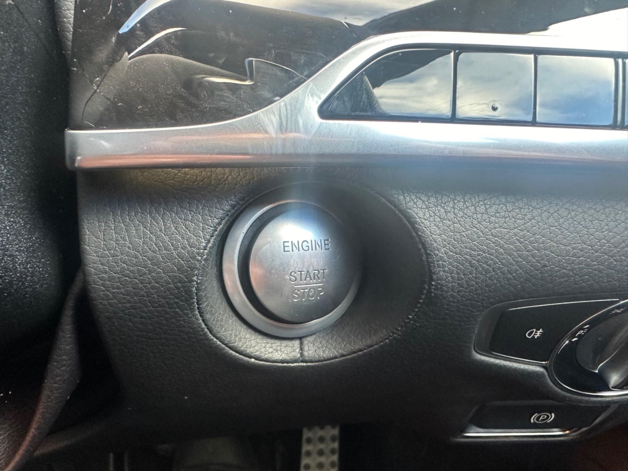 Mercedes-Benz S Class view 21