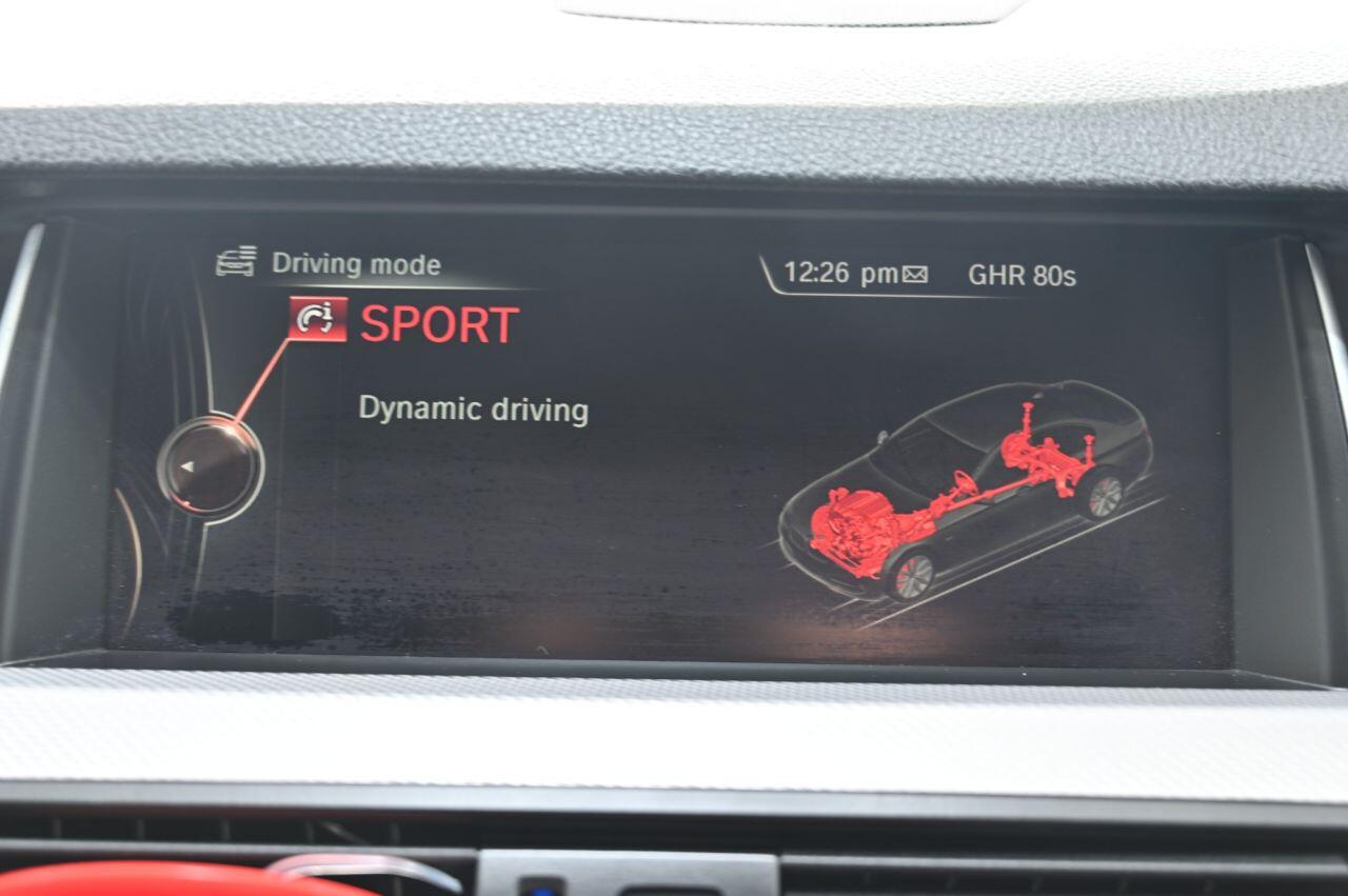 BMW 5 Series view 27
