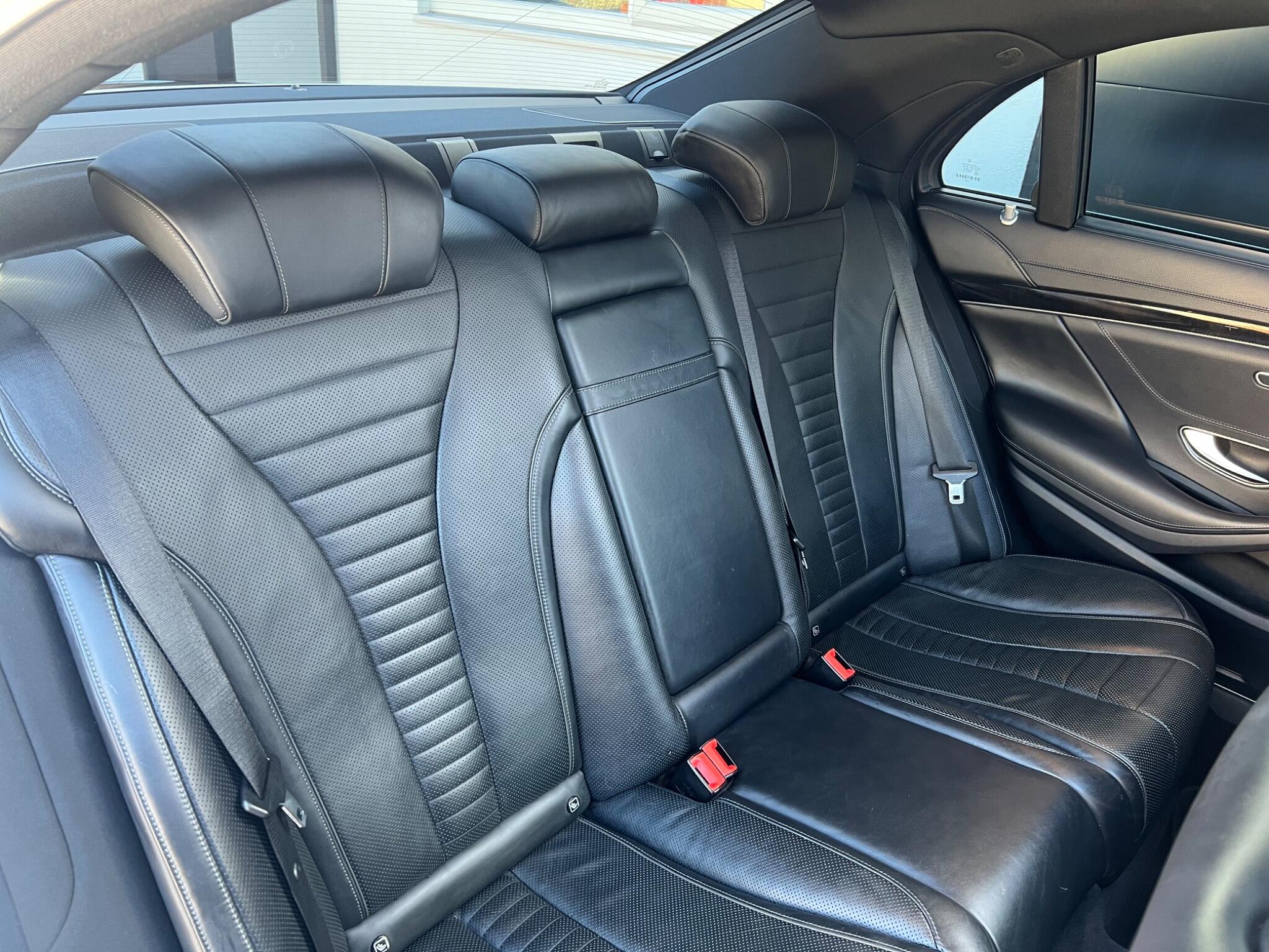 Mercedes-Benz S-Class view 47