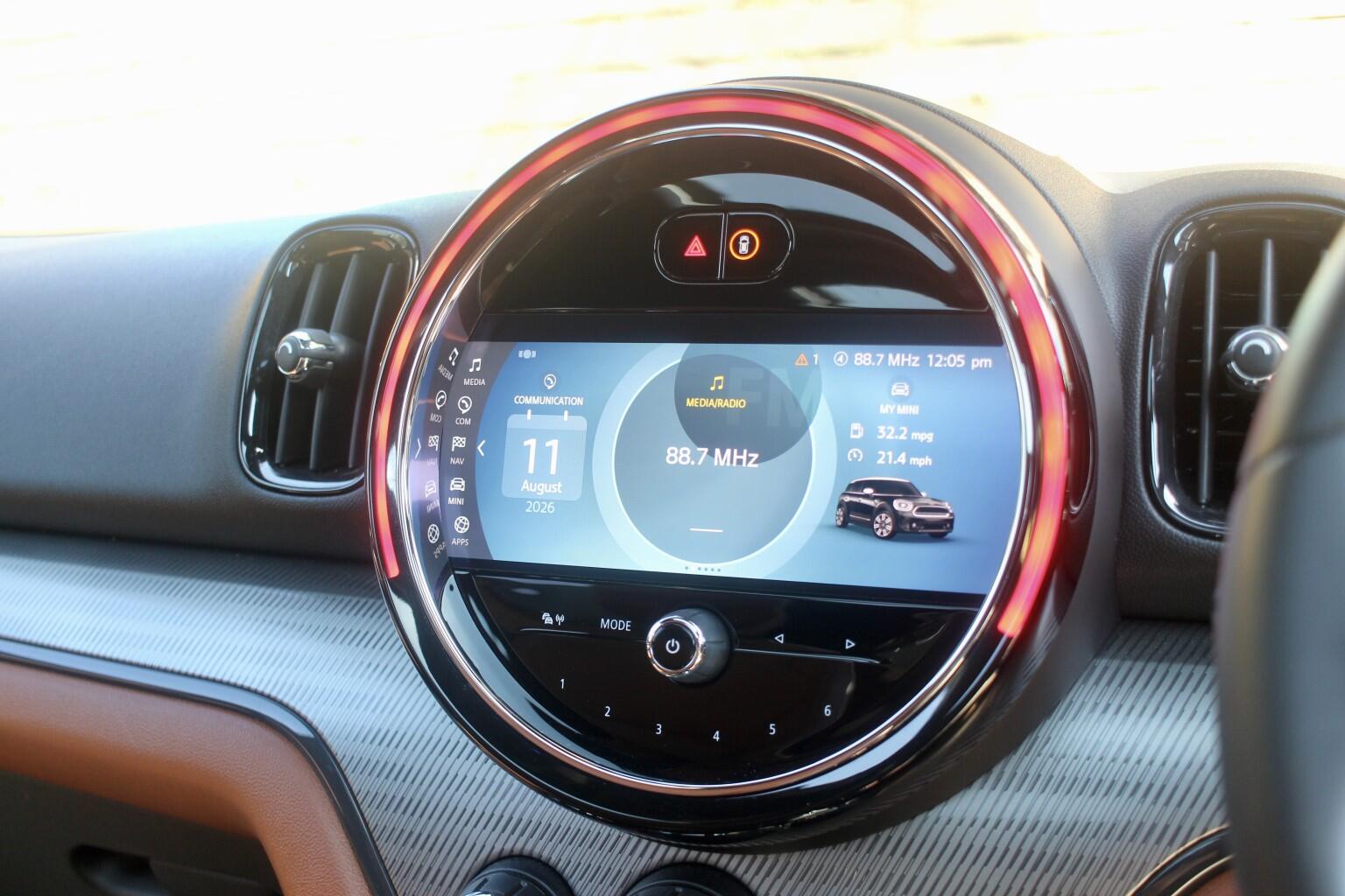 Mini Countryman view 19