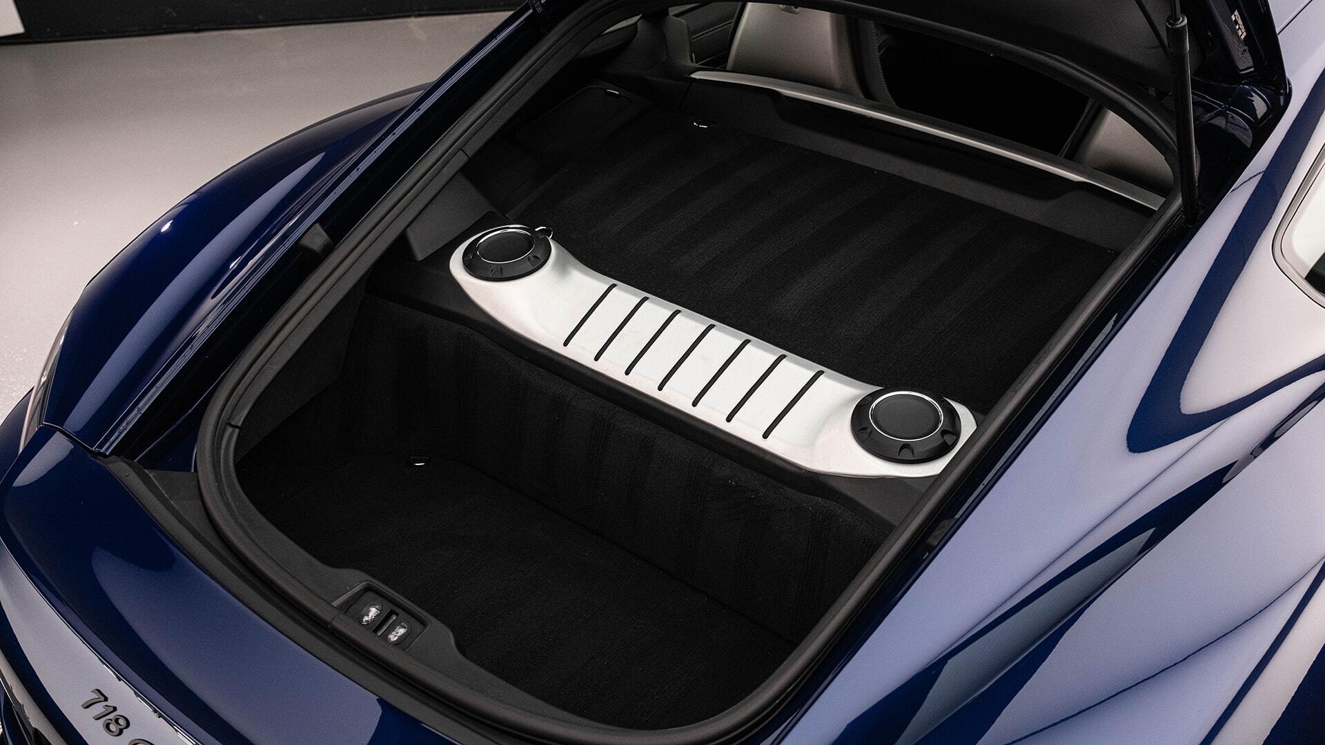 Porsche Cayman view 19