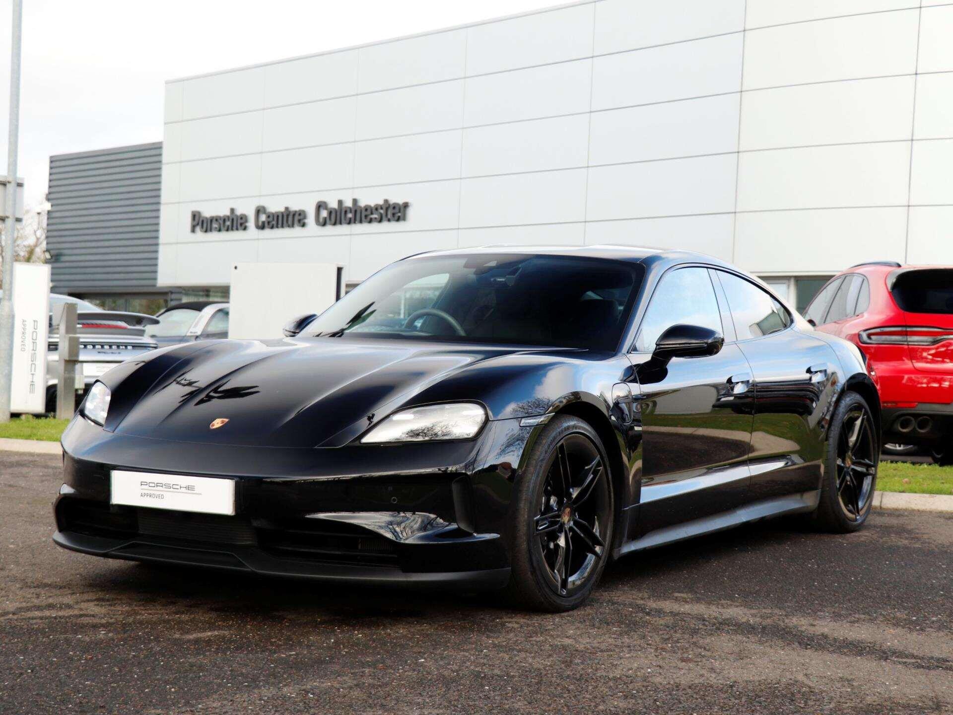 Porsche Taycan view 34