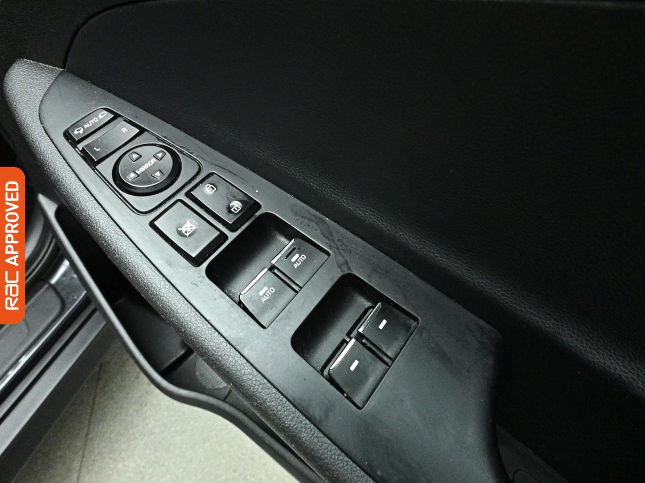 Hyundai Tucson view 23