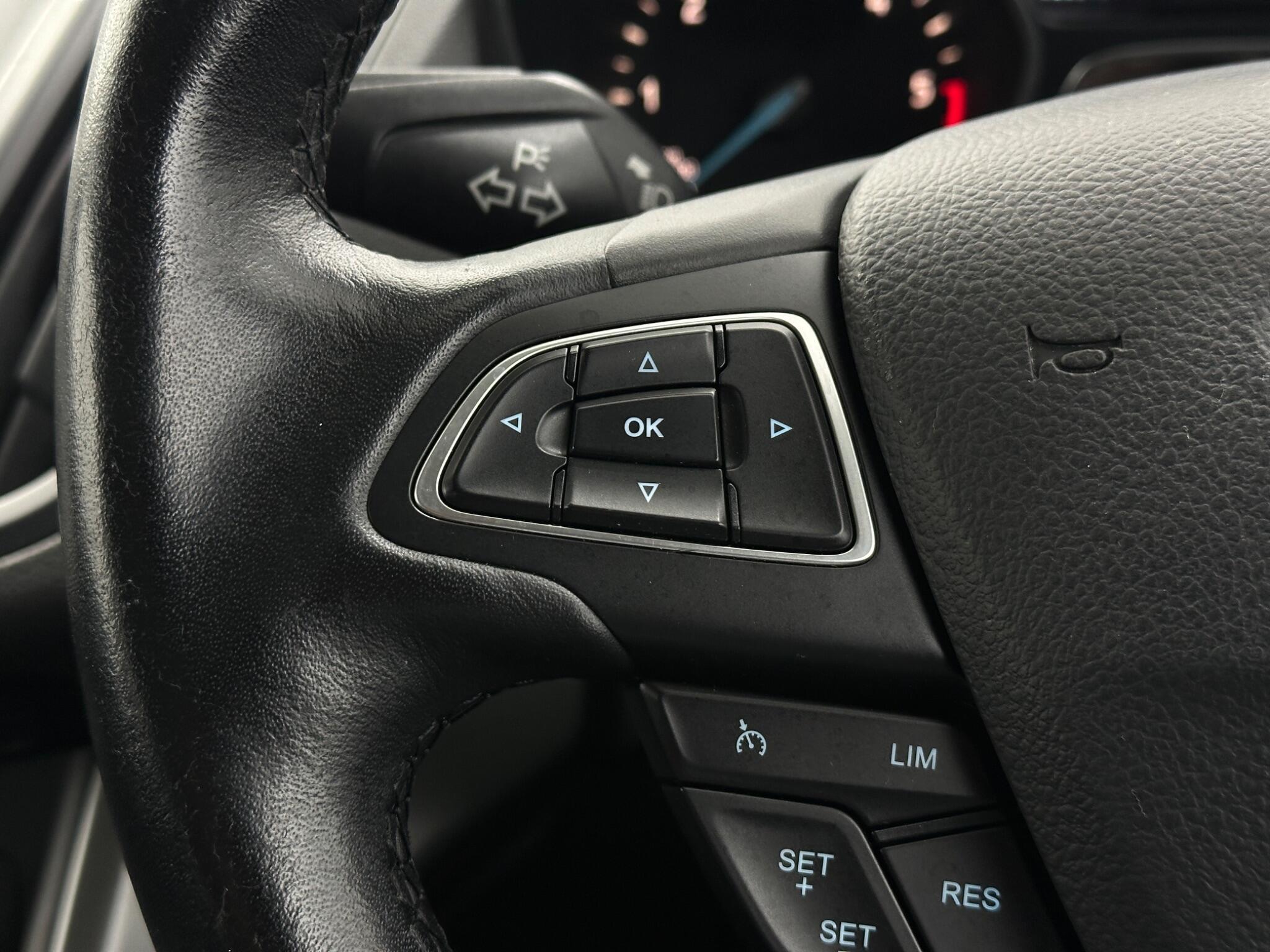 Ford Kuga view 15