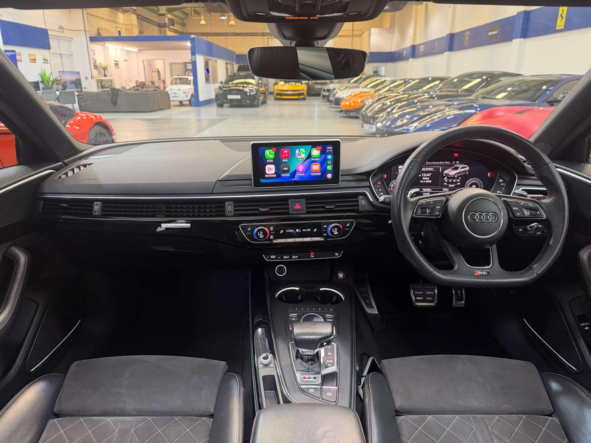 Audi RS4 view 2