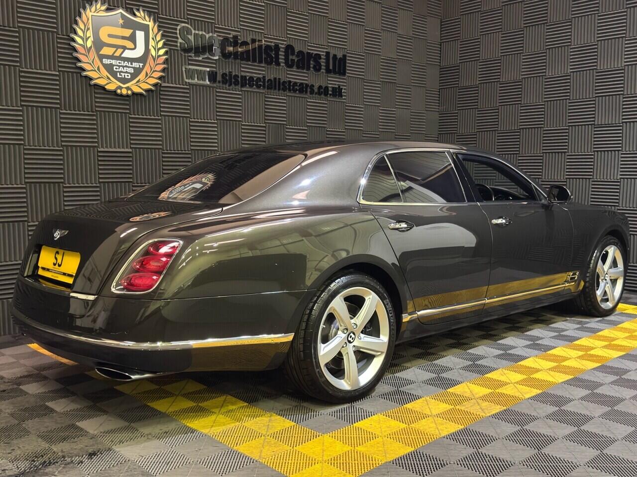 Bentley Mulsanne view 19
