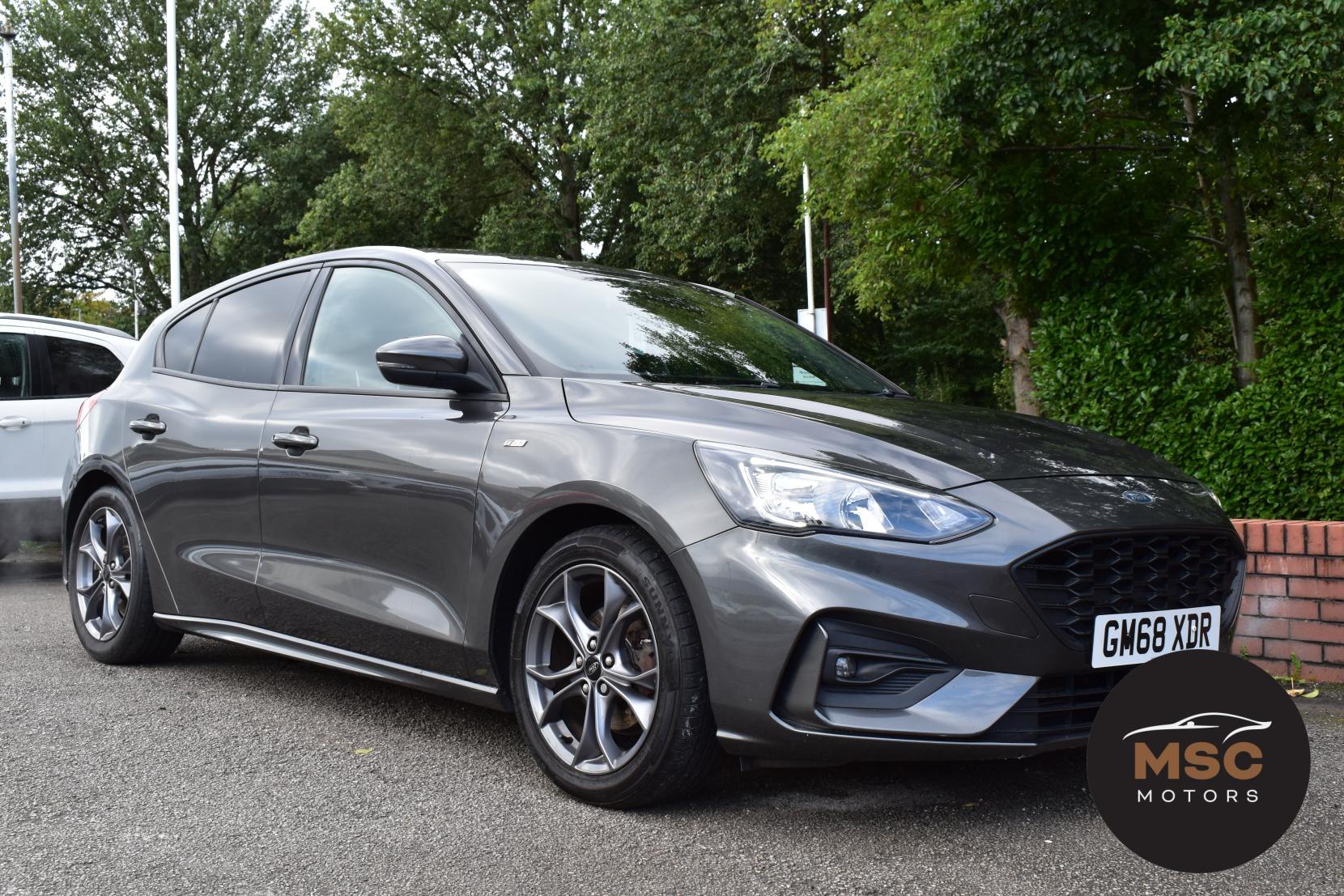 Ford Focus view 24