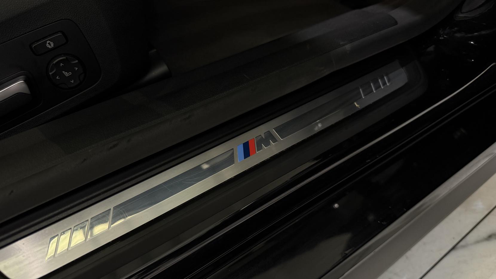 BMW I4 view 29