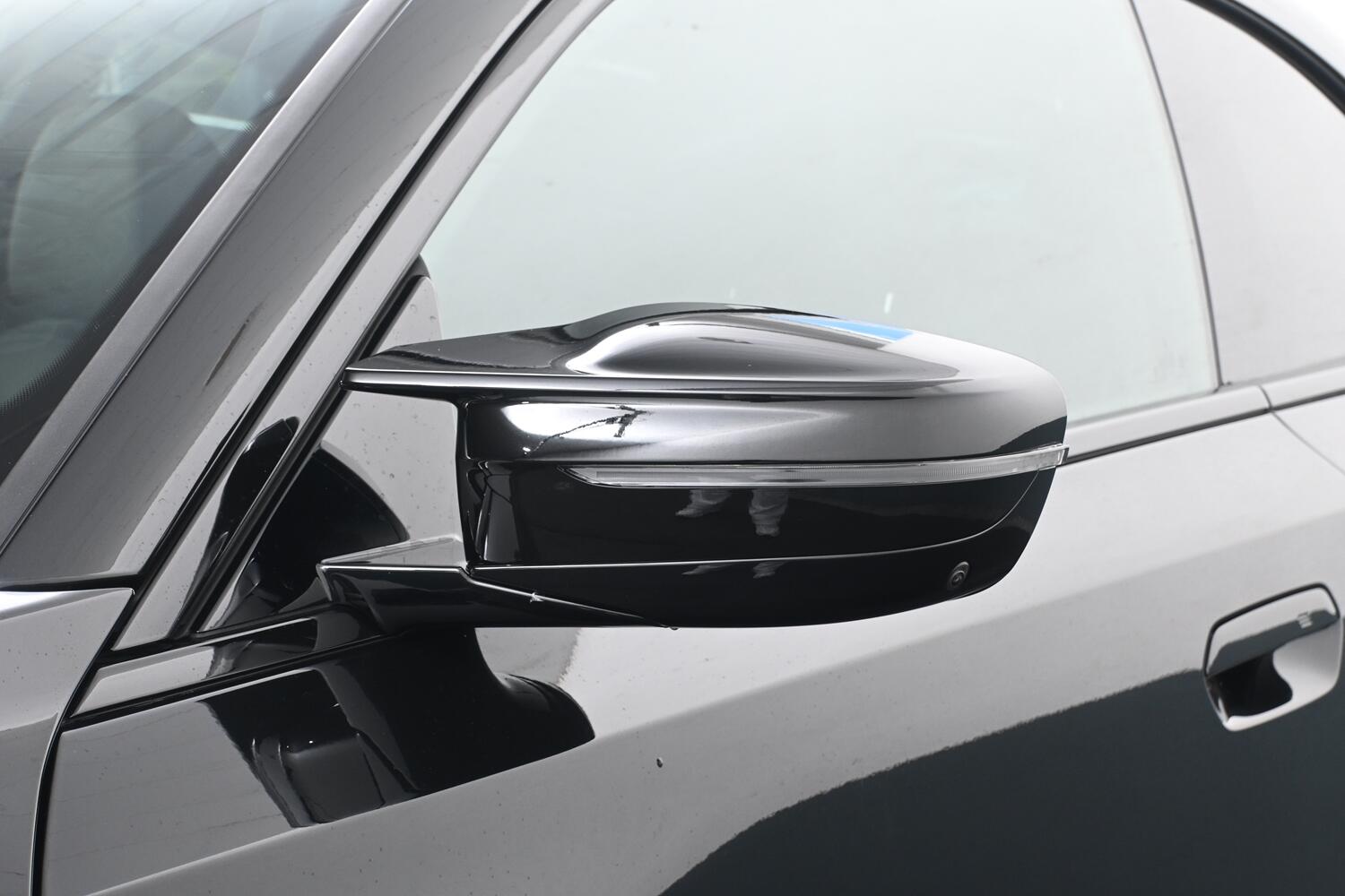 BMW 2 Series view 25