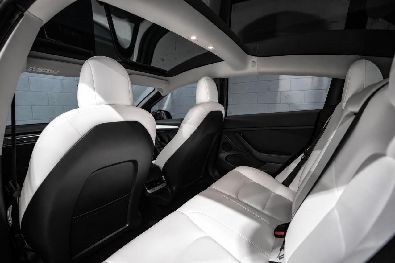 Tesla Model 3 view 18