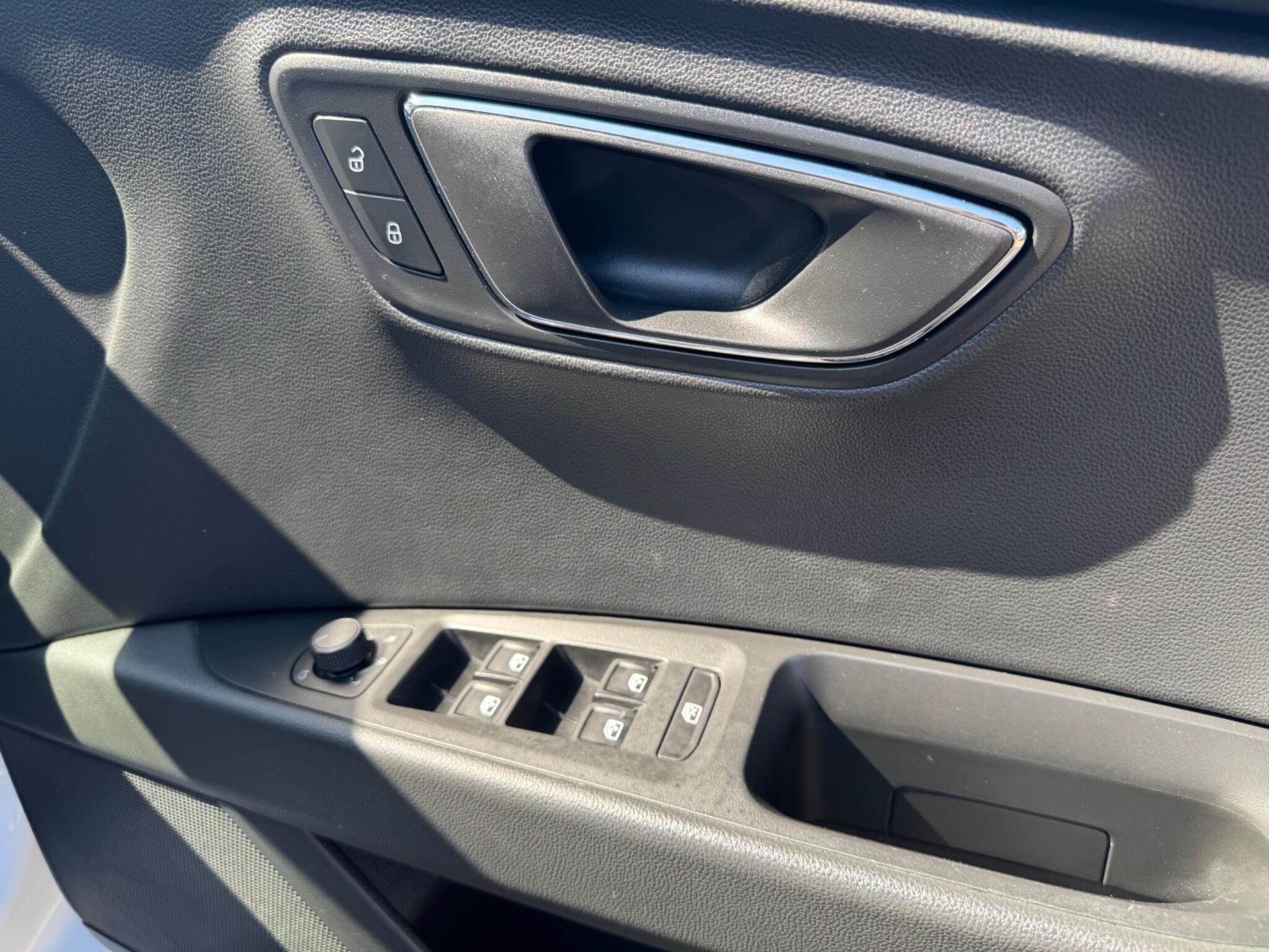 Seat Leon Leon view 25