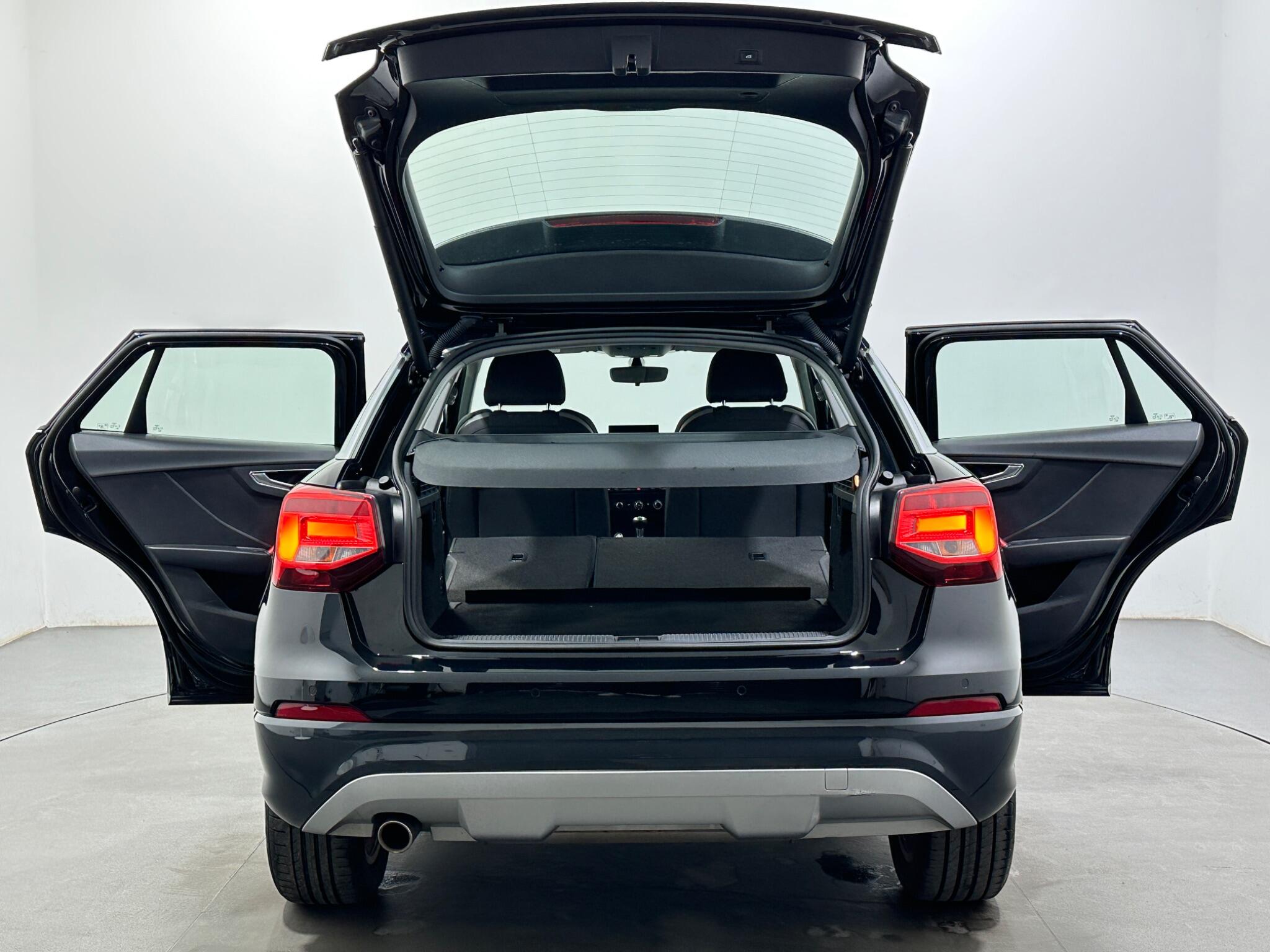 Audi Q2 view 44