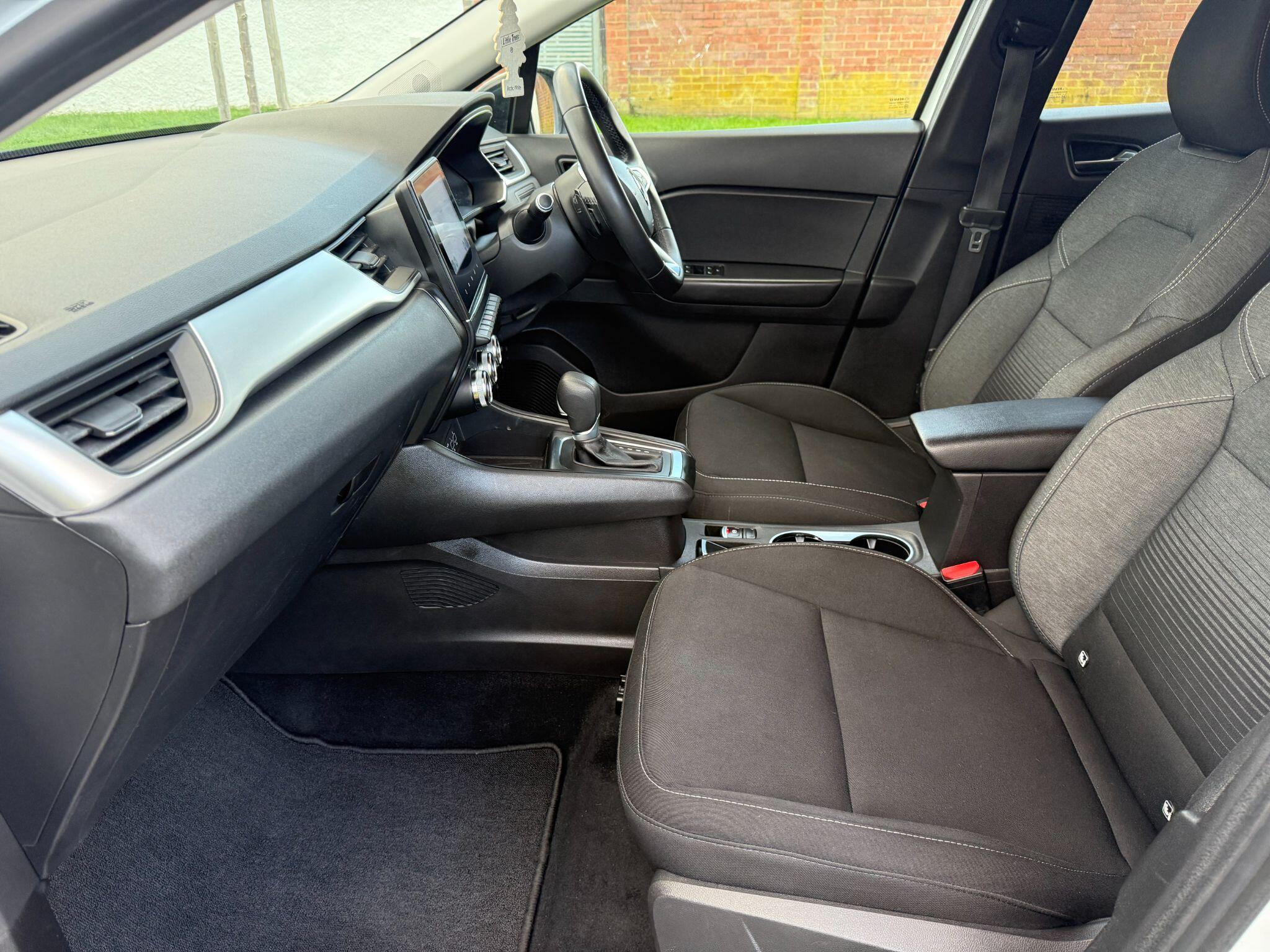 2021 Renault Captur 1.3 TCe Iconic EDC Euro 6 (s/s) 5dr • 36,000 miles image 20