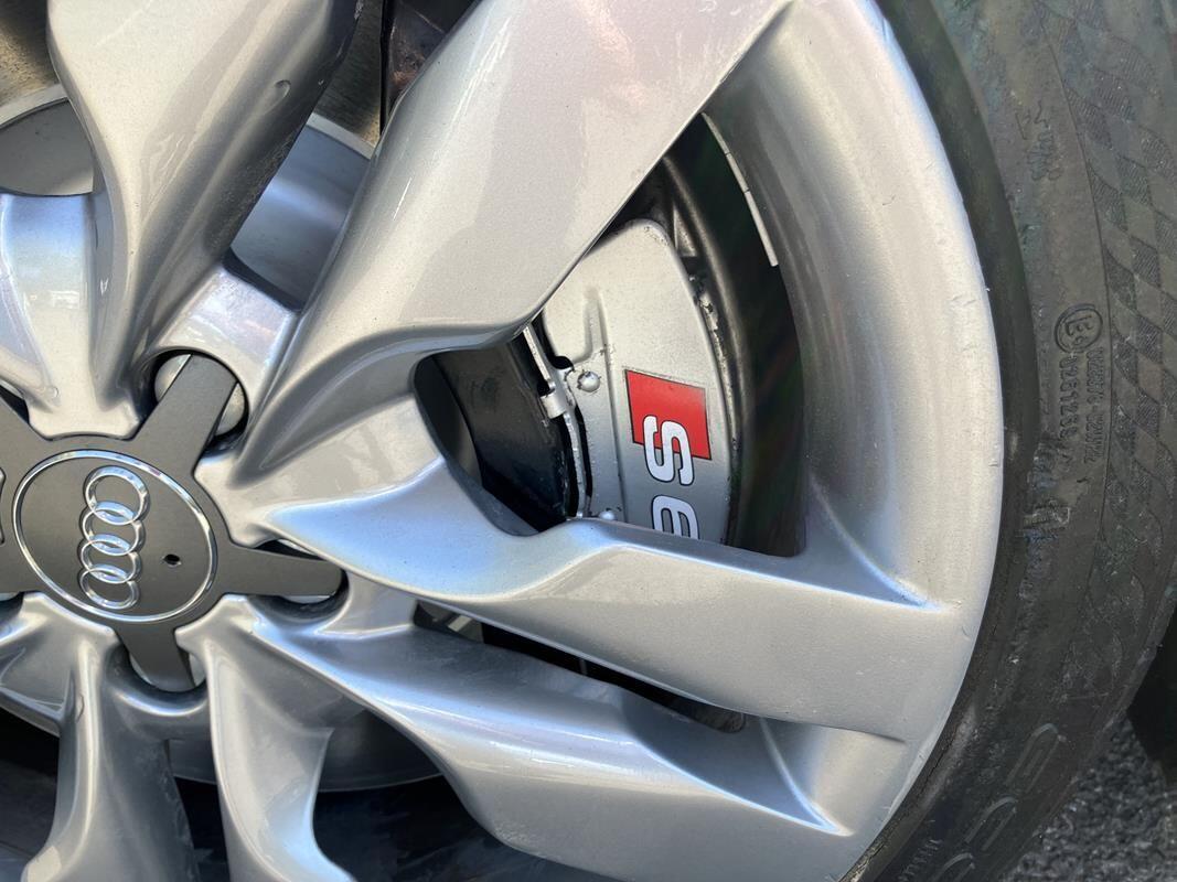 Audi S6 Avant view 22
