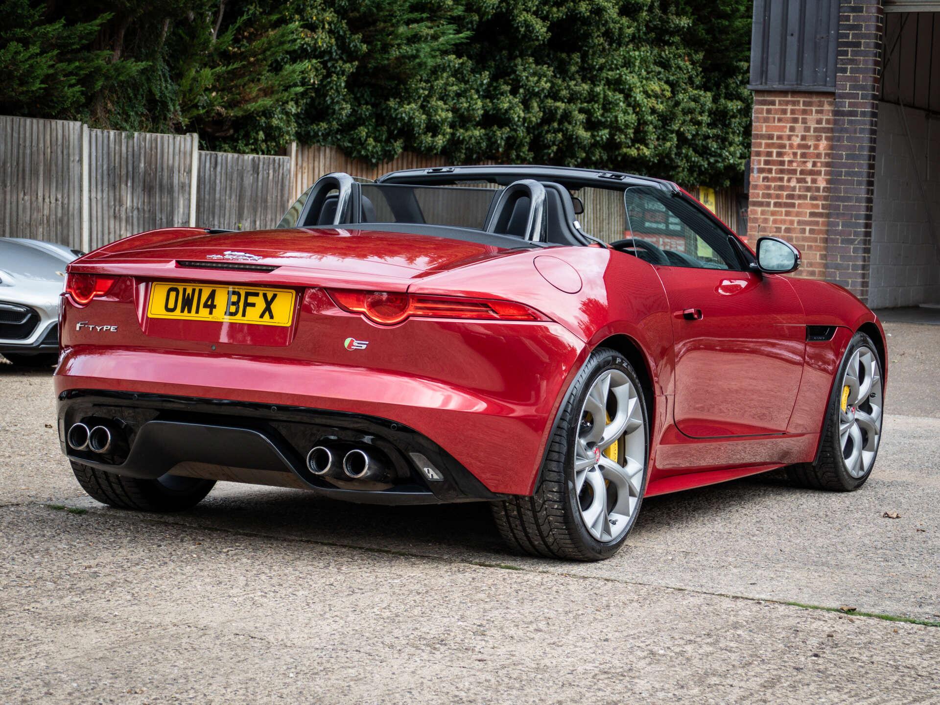 Jaguar F-Type view 20