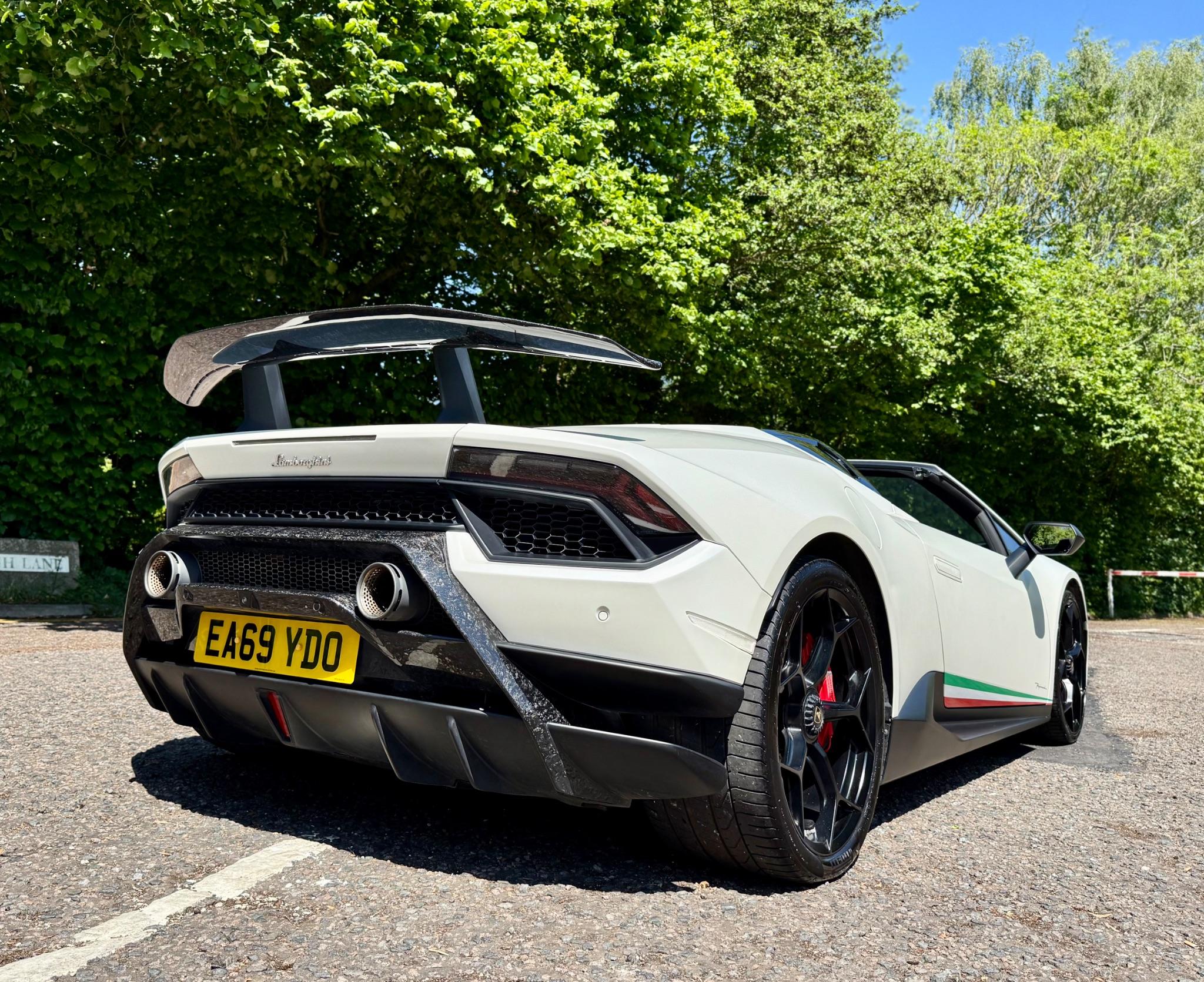 Lamborghini Huracan view 3