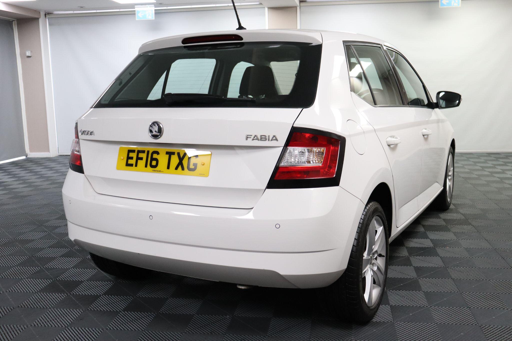 Skoda Fabia view 11