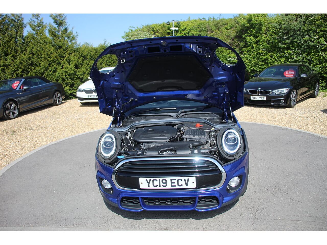 Mini Cooper view 37