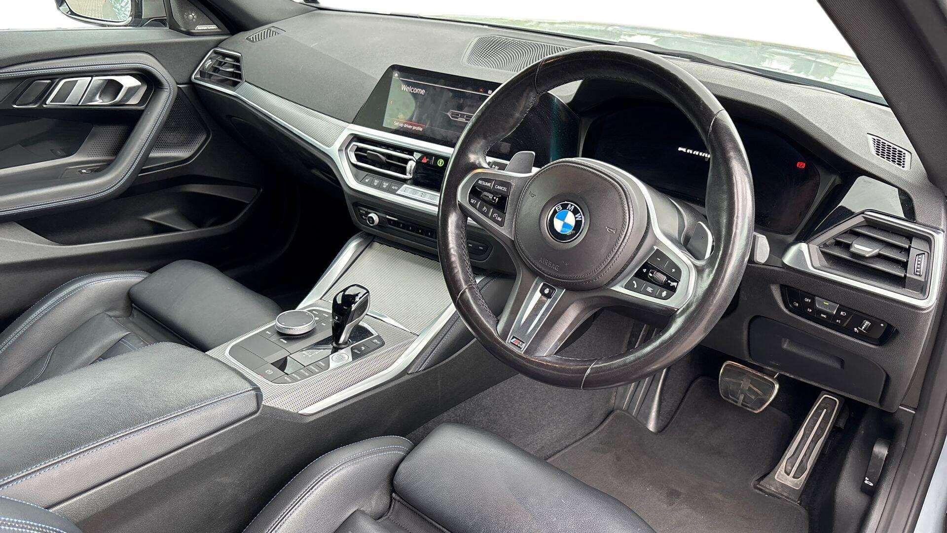 BMW 2 Series view 8