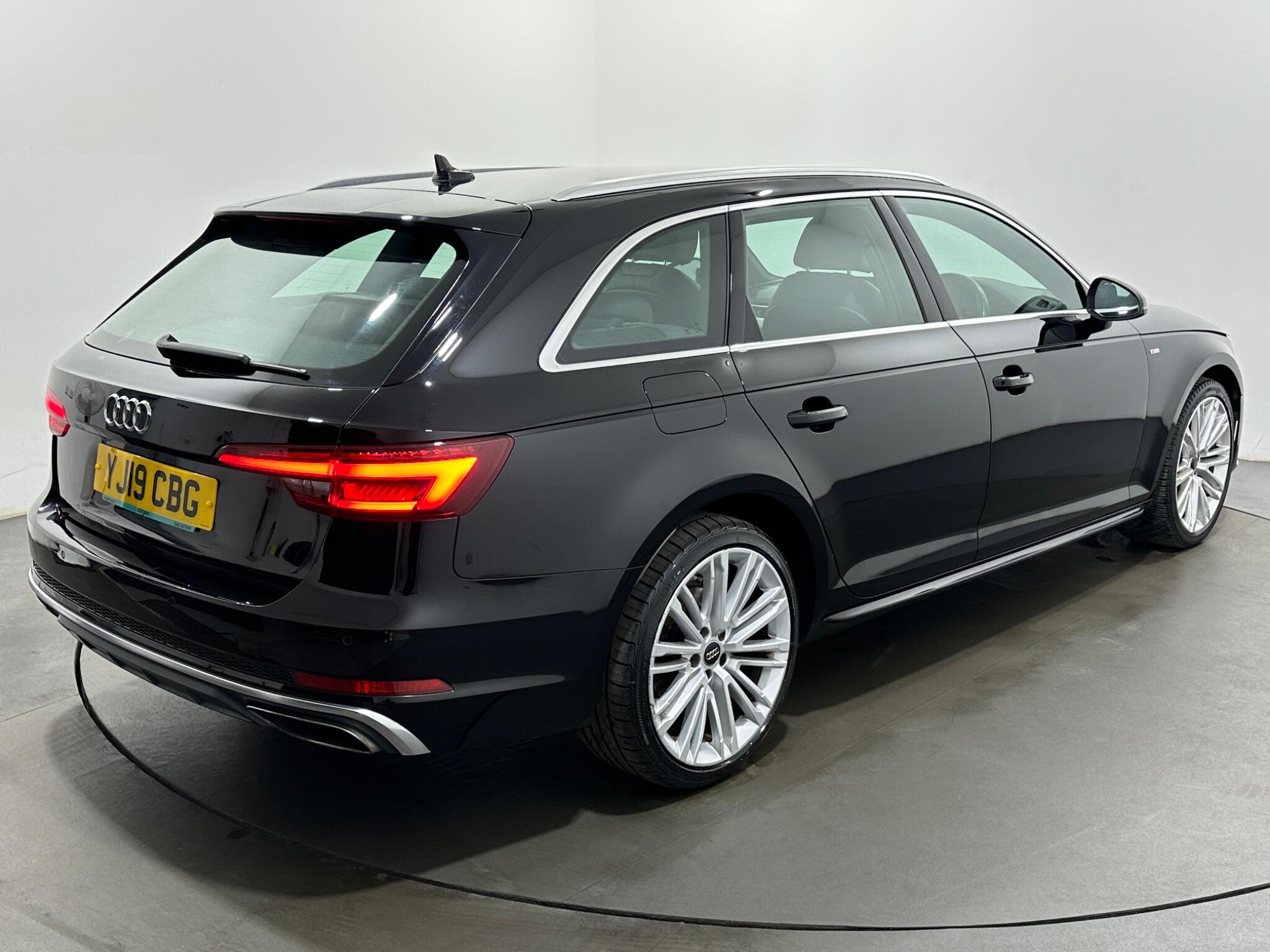 Audi A4 view 53