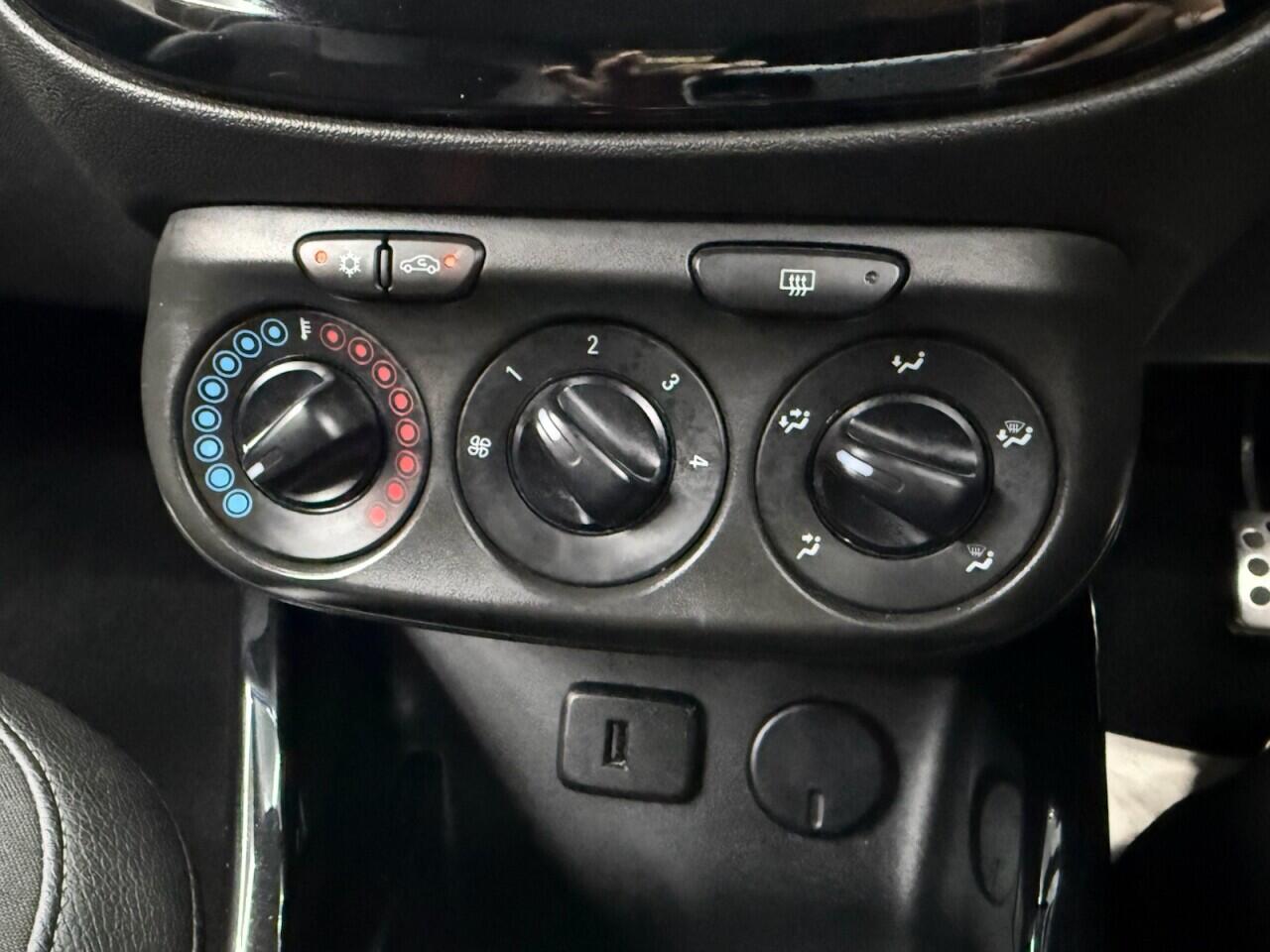 Vauxhall Adam view 17