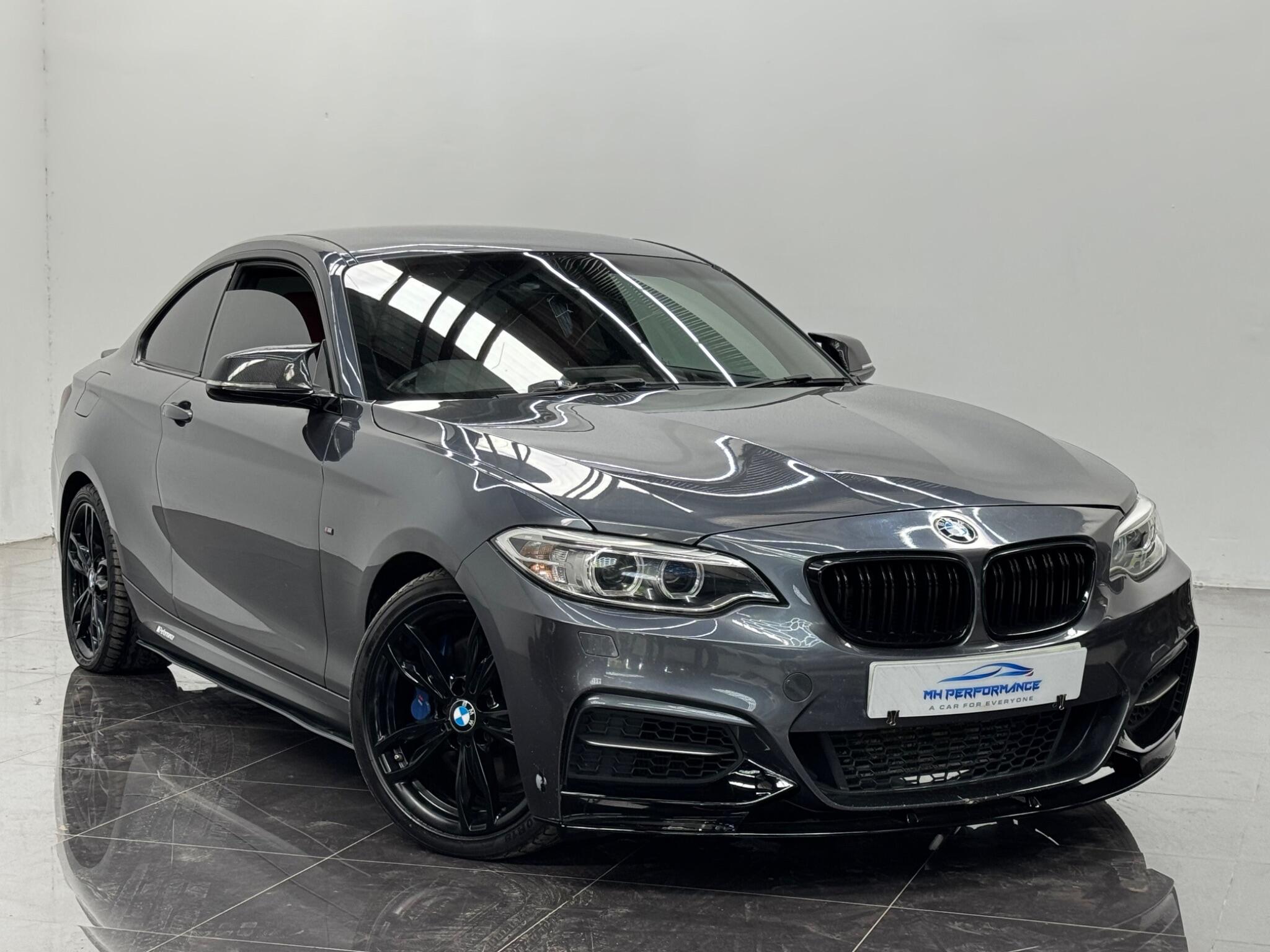 BMW 2 Series view 3
