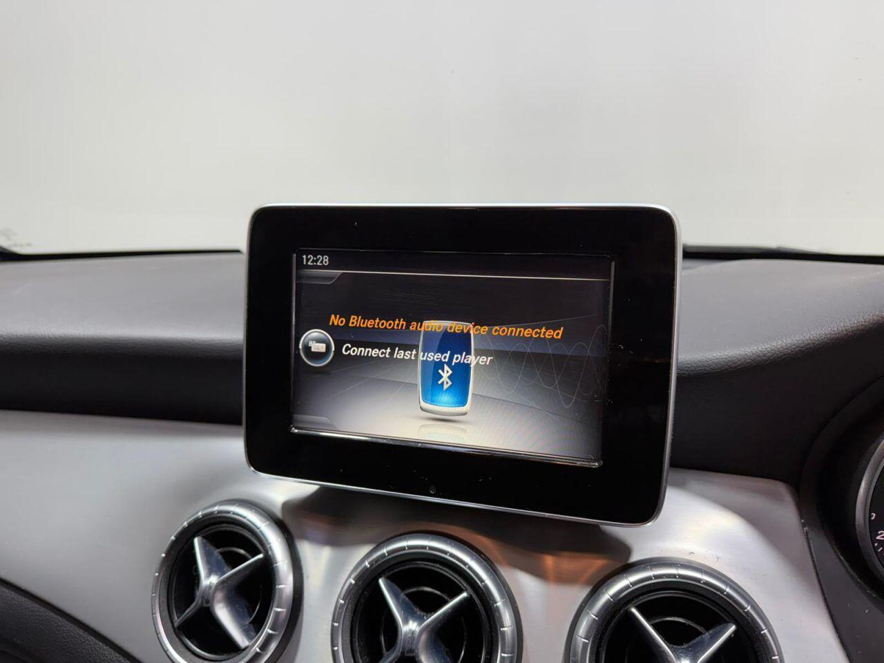 Mercedes-Benz CLA view 24