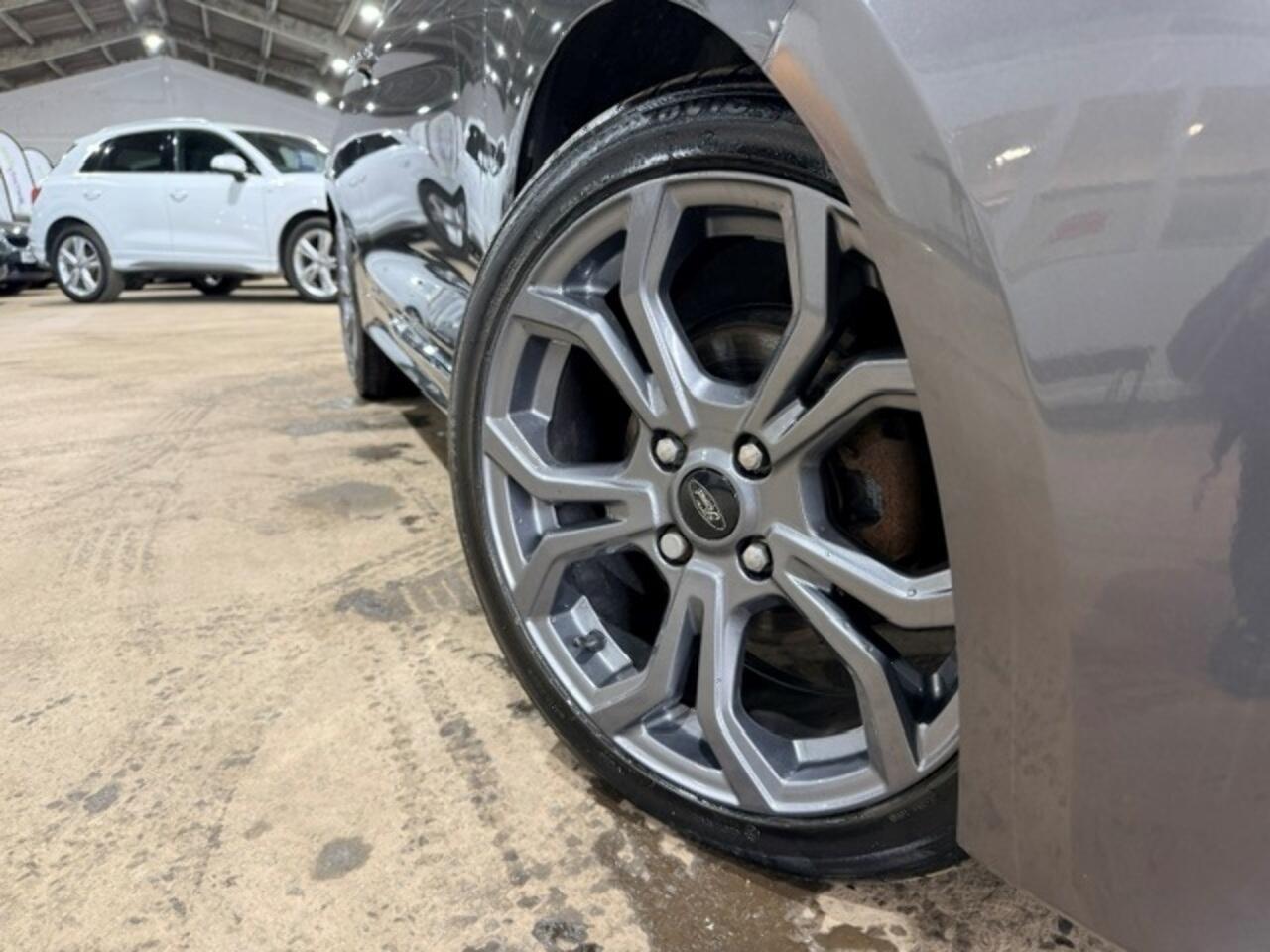 Ford Fiesta view 11