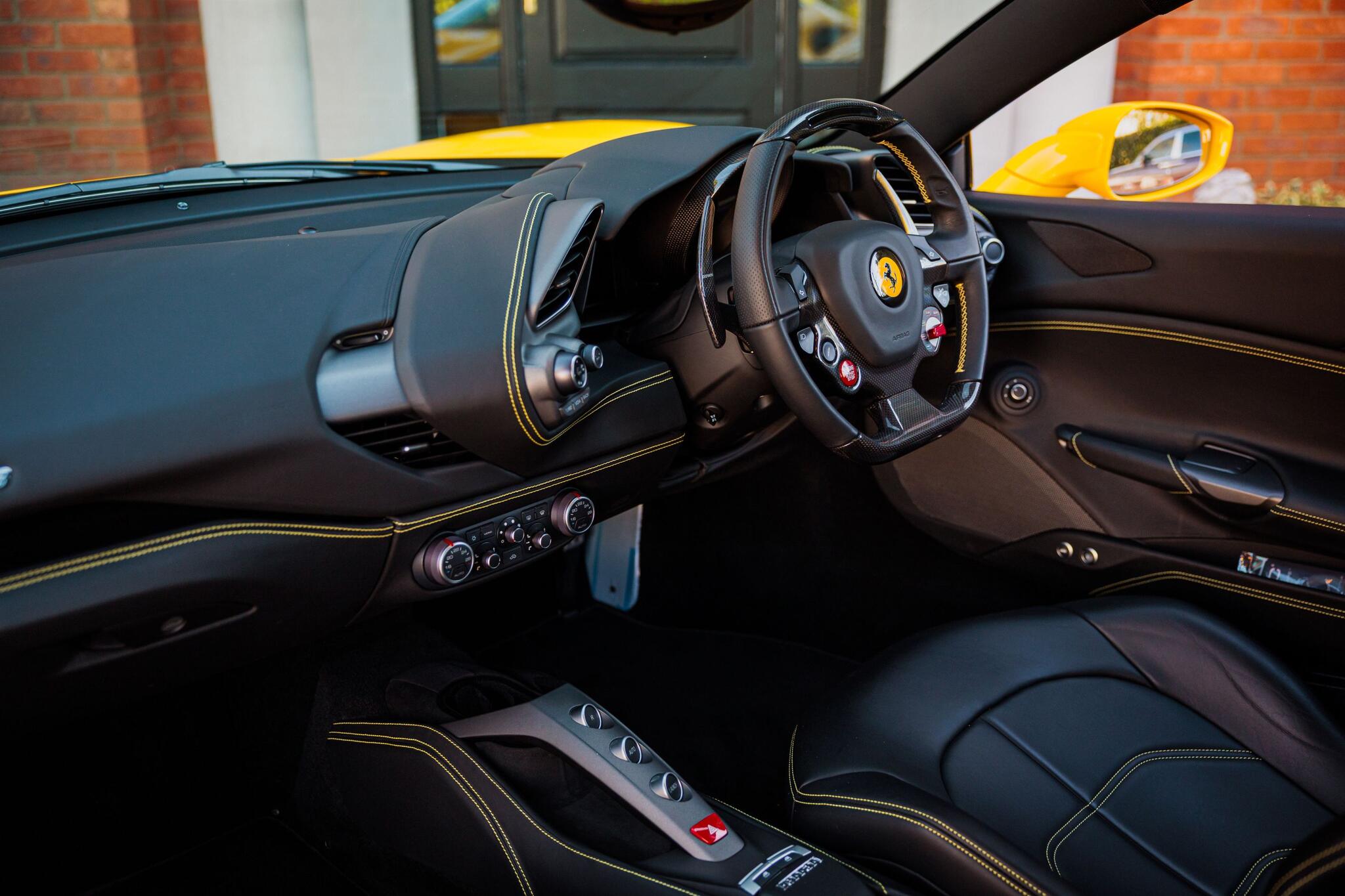 Ferrari 488 view 34