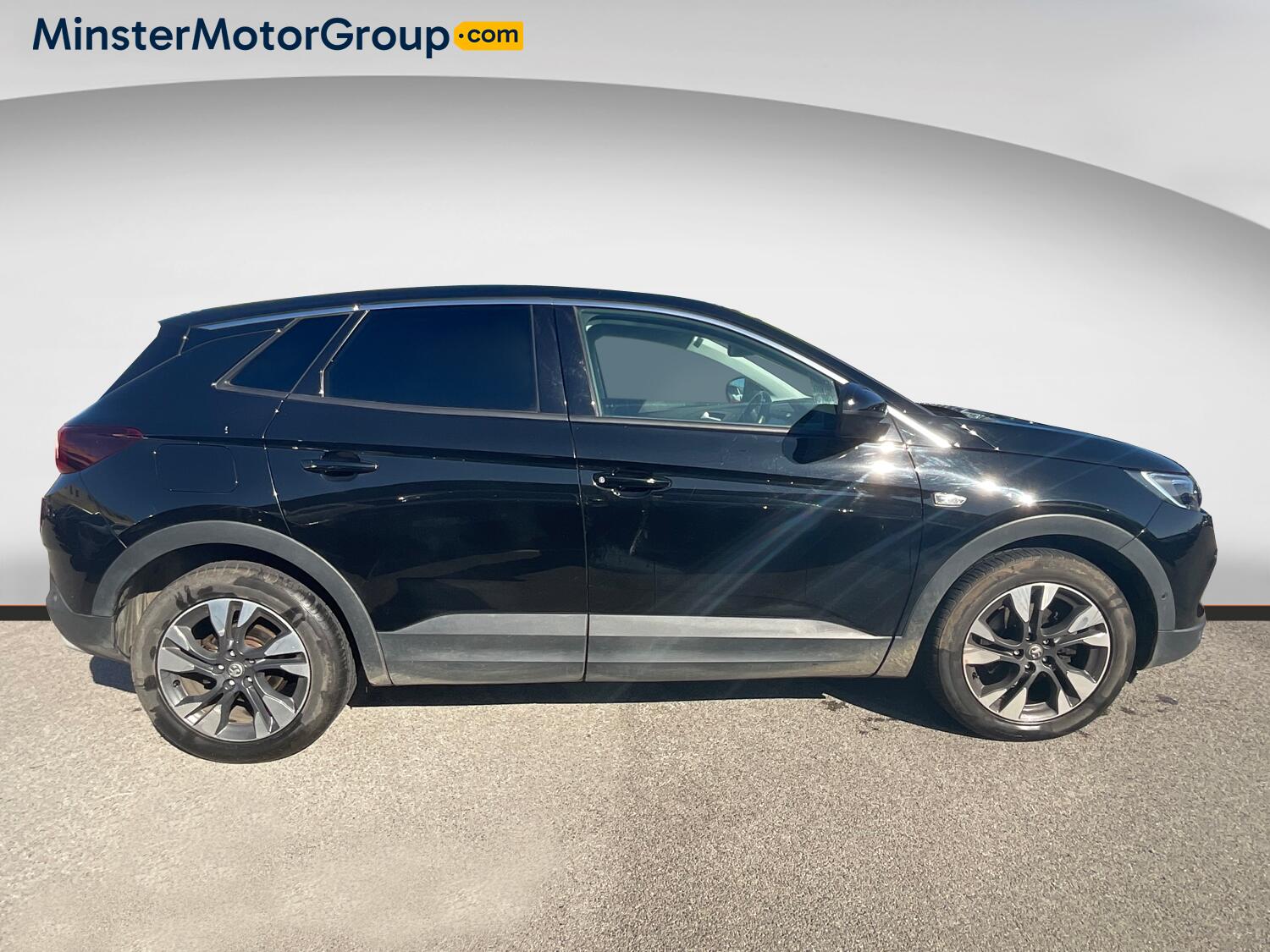 Vauxhall Grandland X view 2
