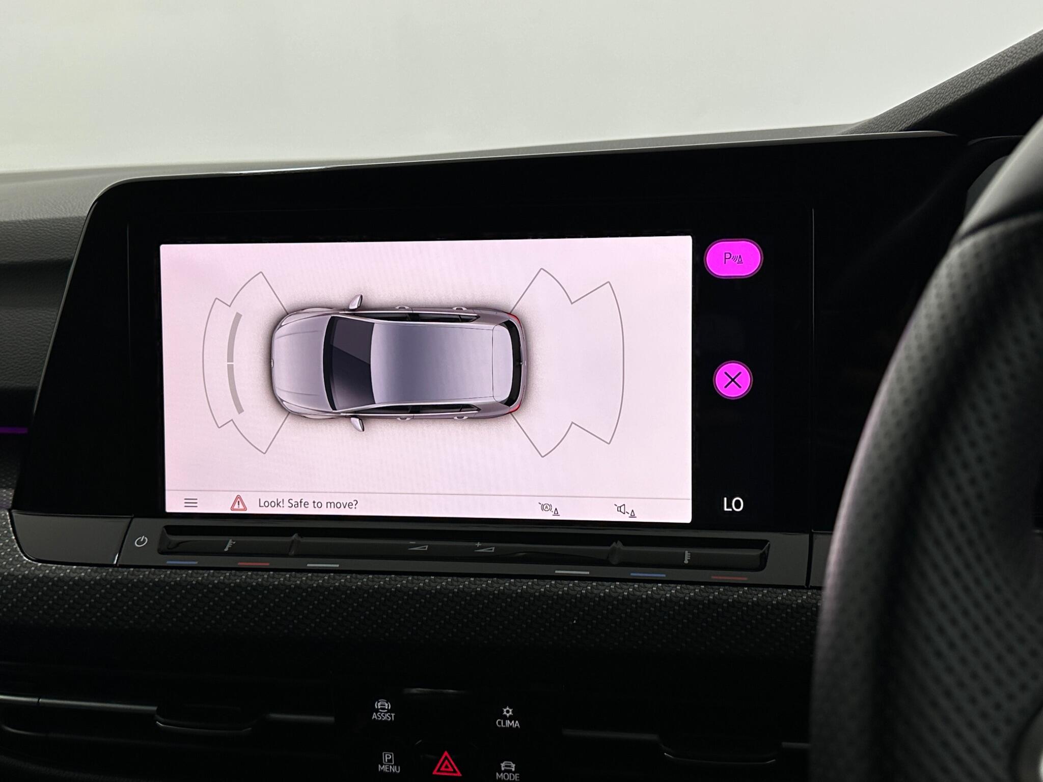 Volkswagen Golf view 22