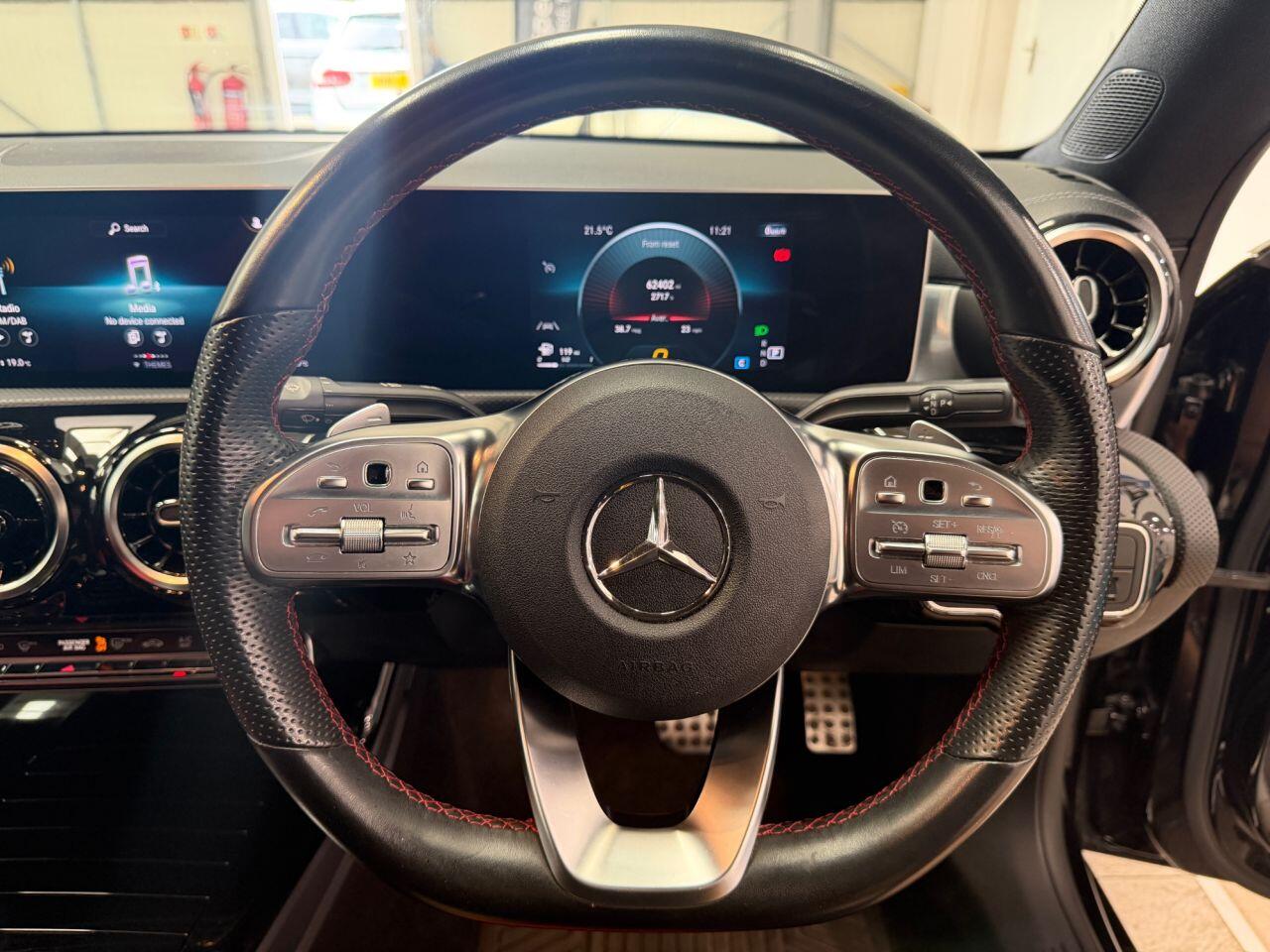 Mercedes-Benz Cla view 23