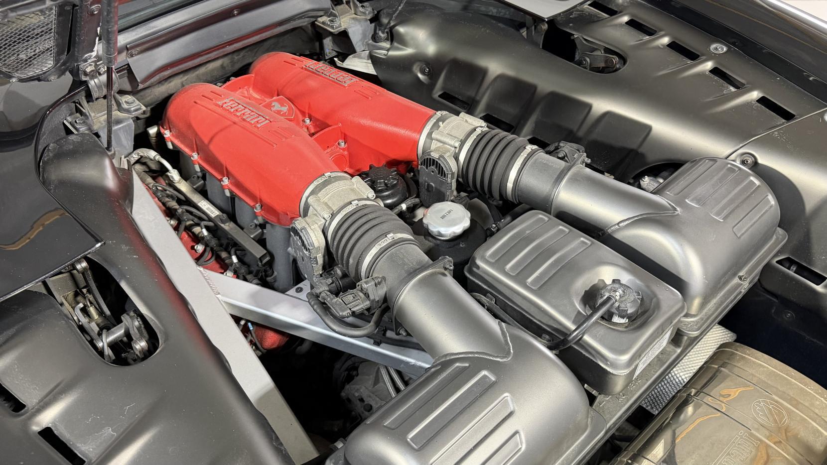 Ferrari F430 view 27