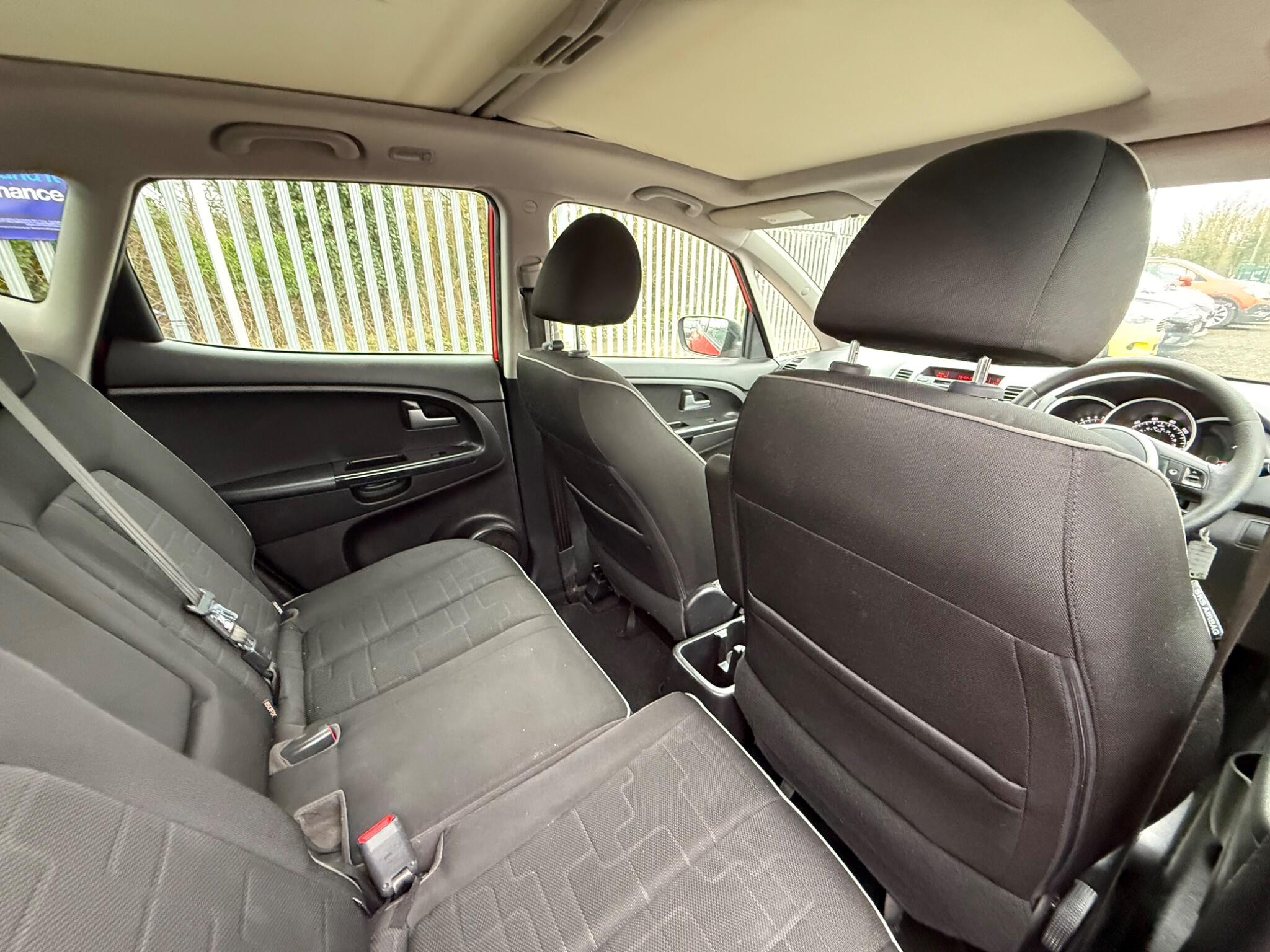 2010 Kia Venga image 24