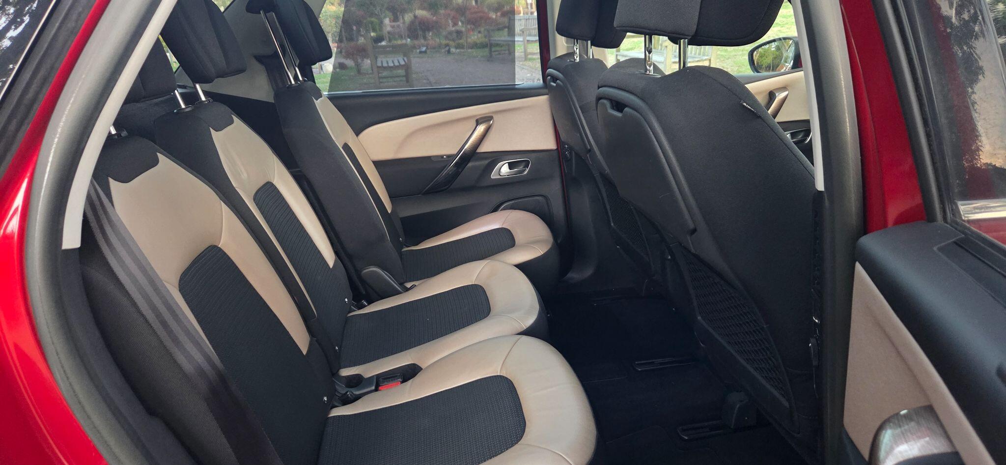 Citroen C4 Picasso view 19