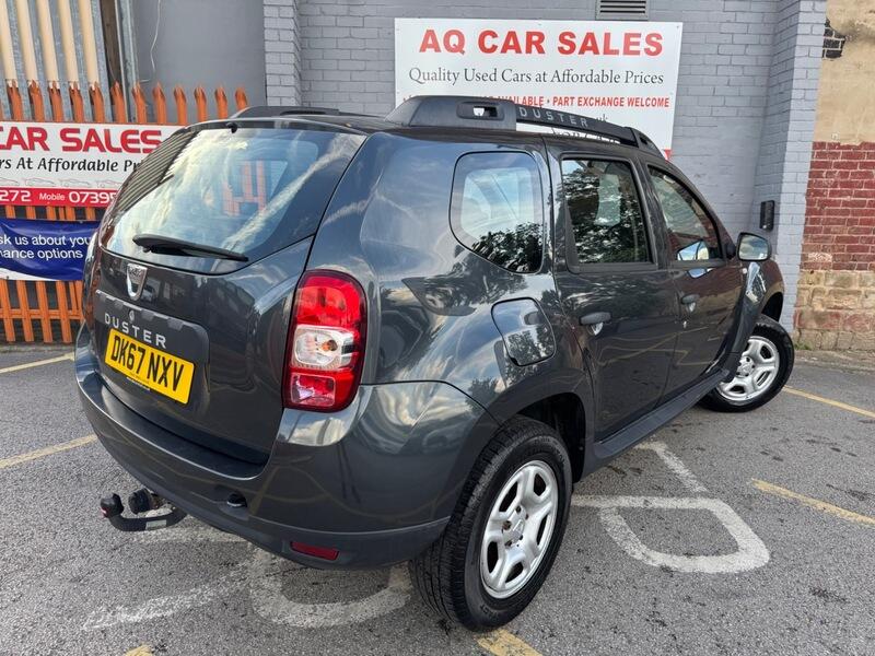 Dacia Duster view 3
