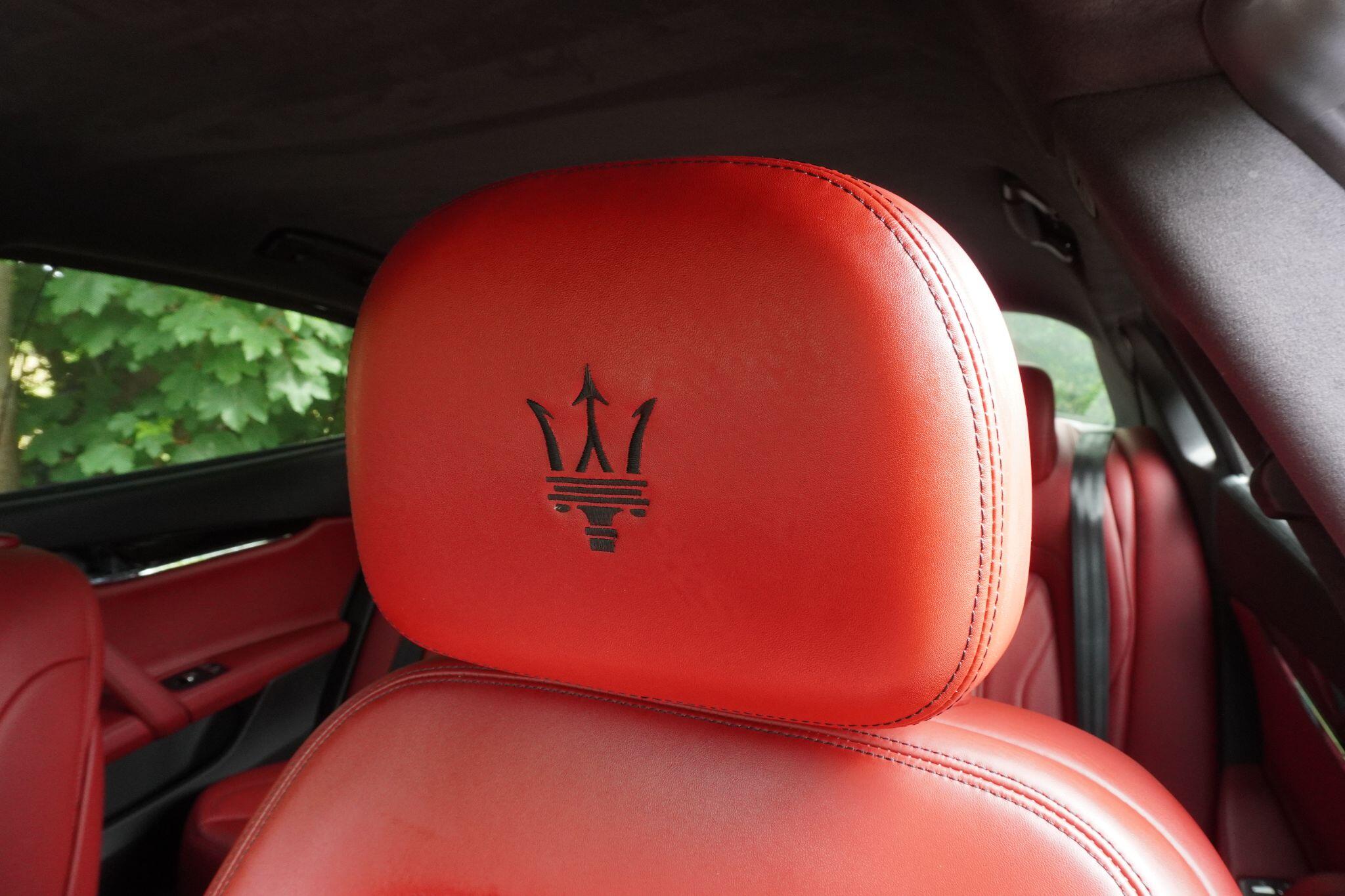 Maserati Quattroporte view 65