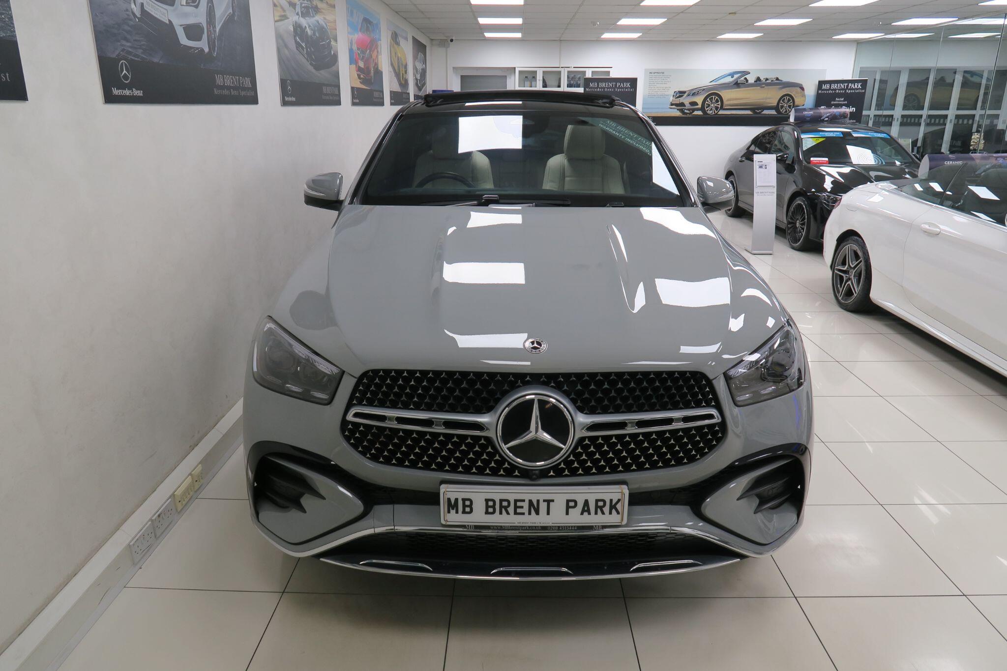 Mercedes-Benz Gle view 2