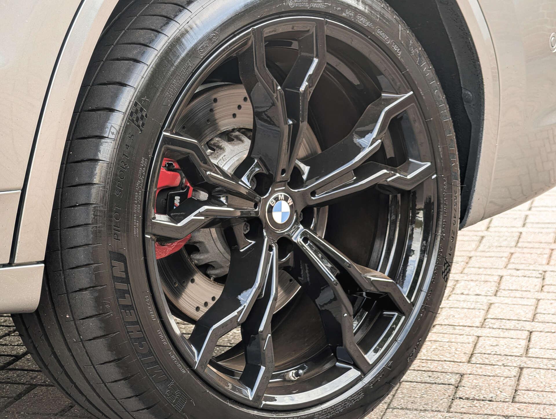 BMW X3 M view 20