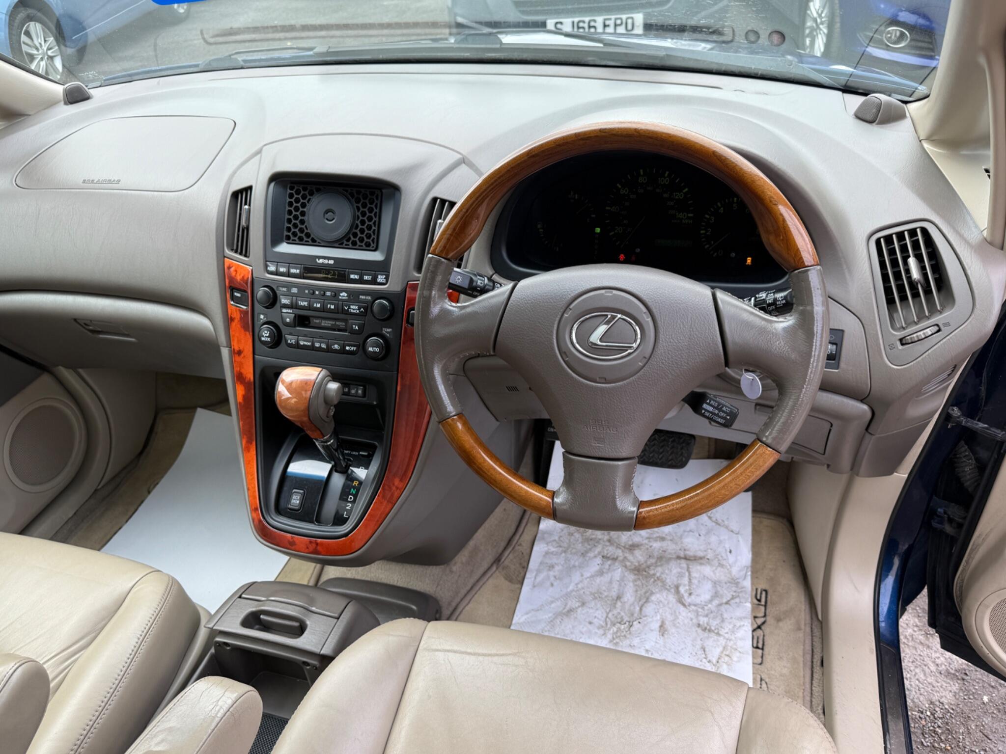 Lexus RX - Image 3